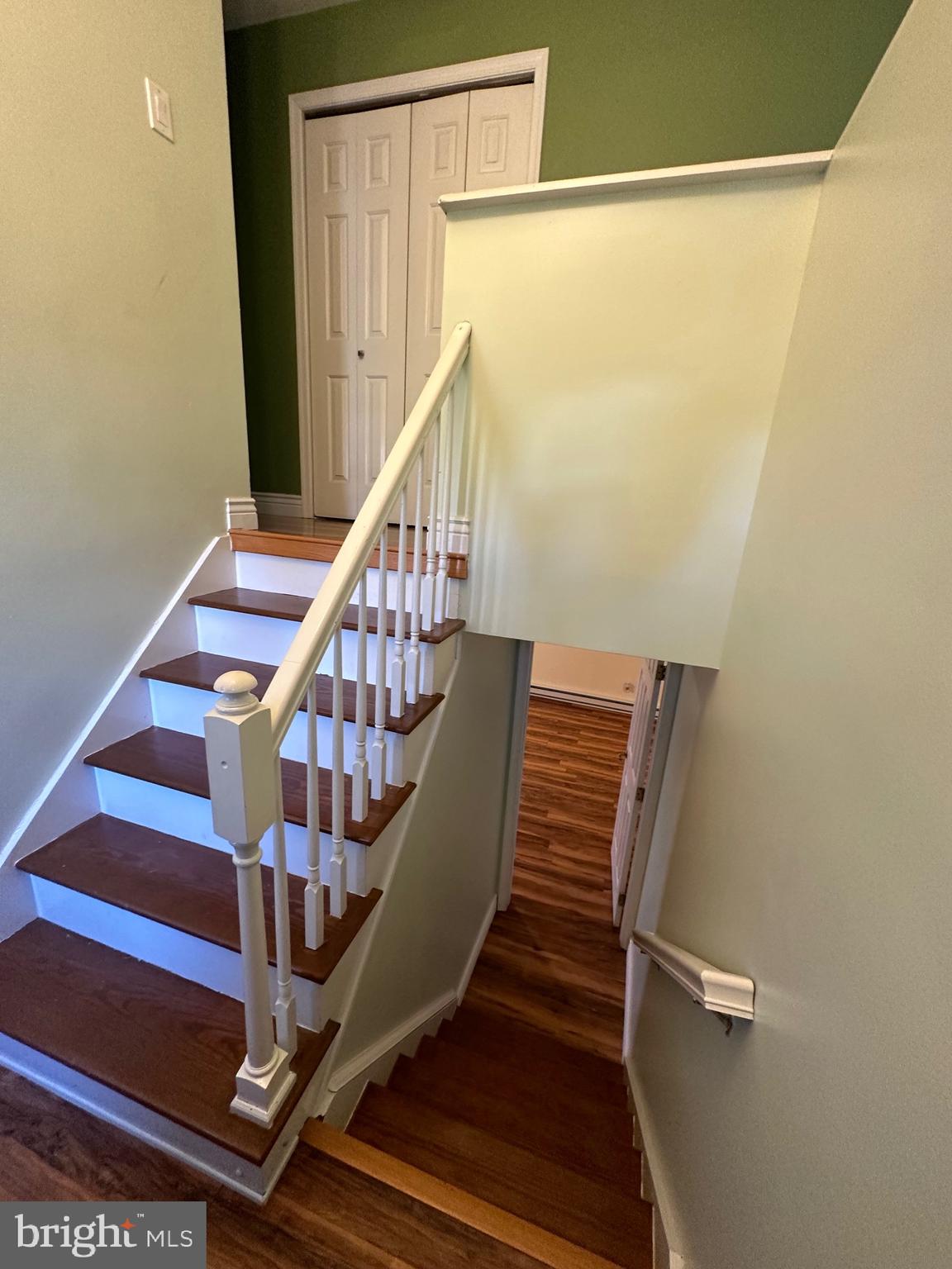 LAKE WYNONAH - Residential Lease