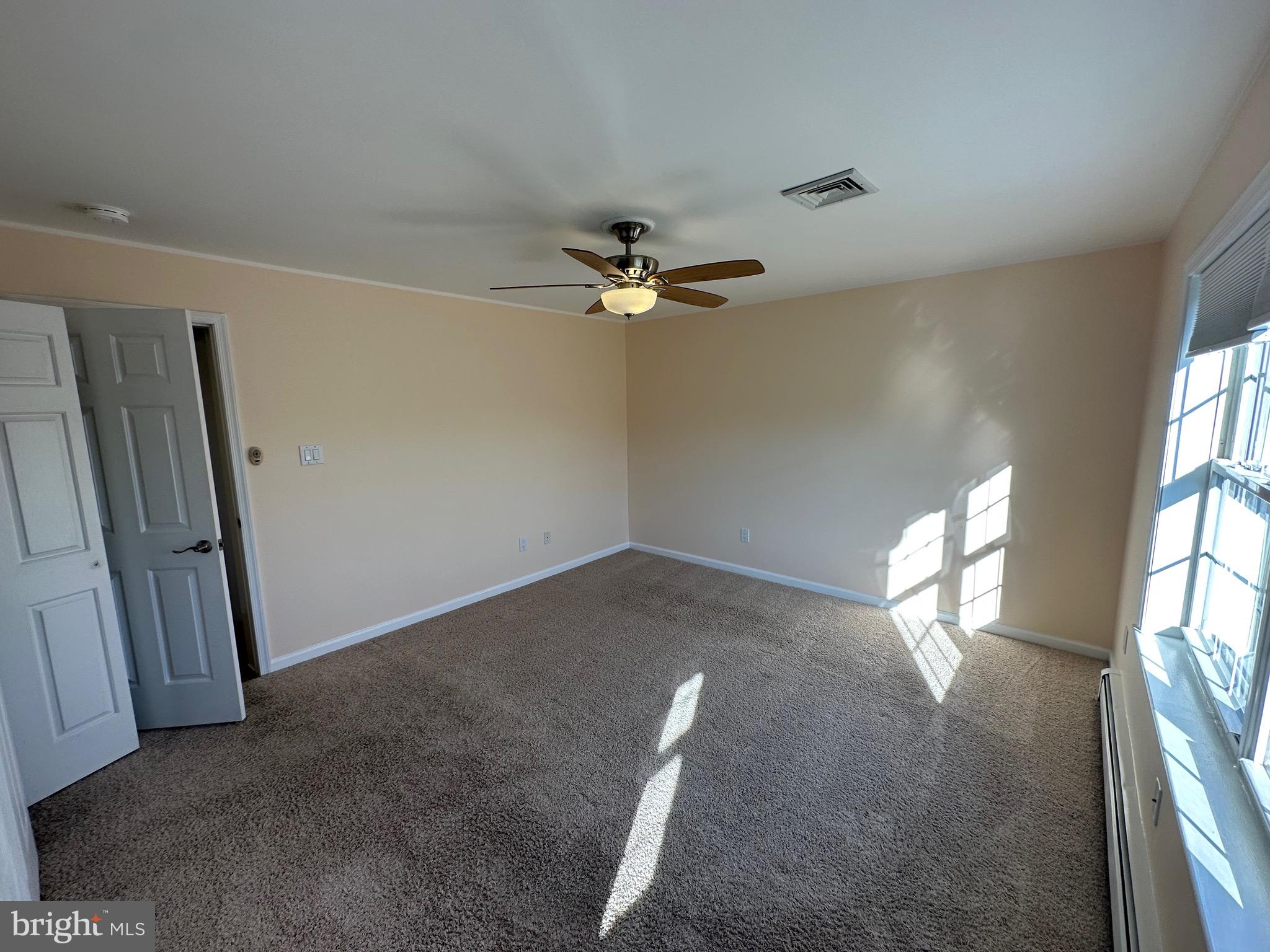 LAKE WYNONAH - Residential Lease