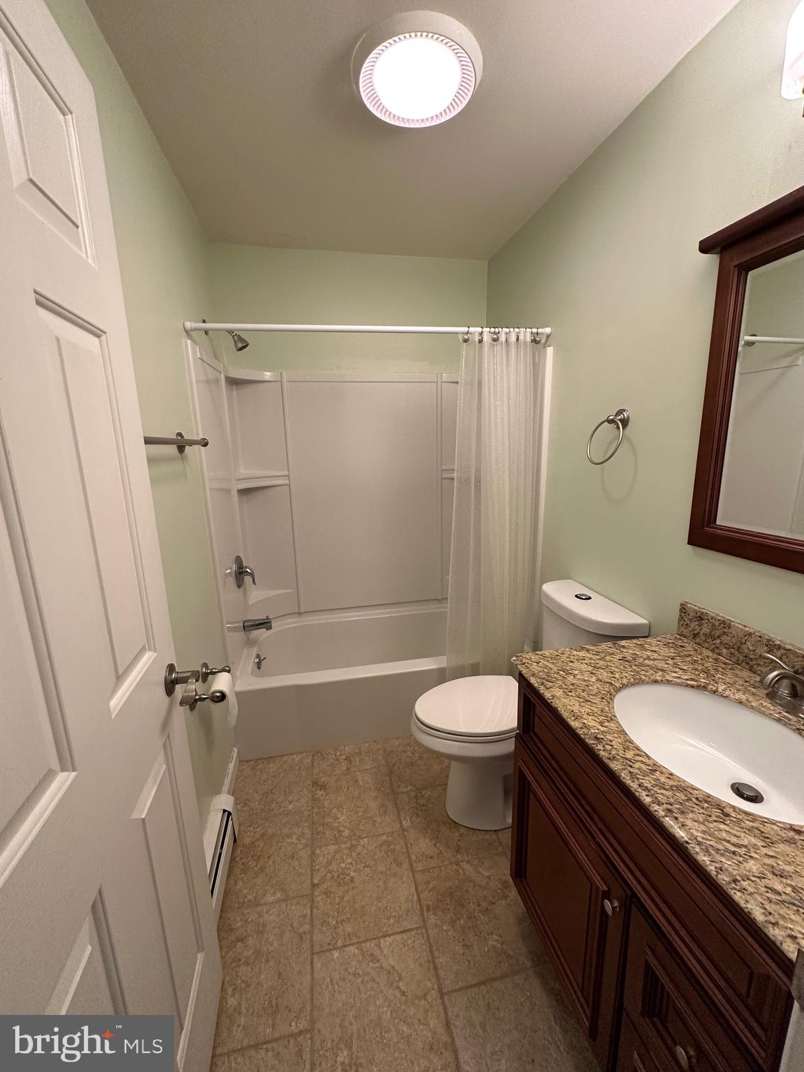 LAKE WYNONAH - Residential Lease