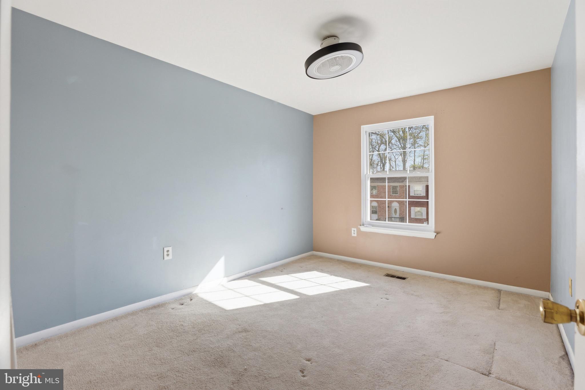 KINGS POINT - Residential