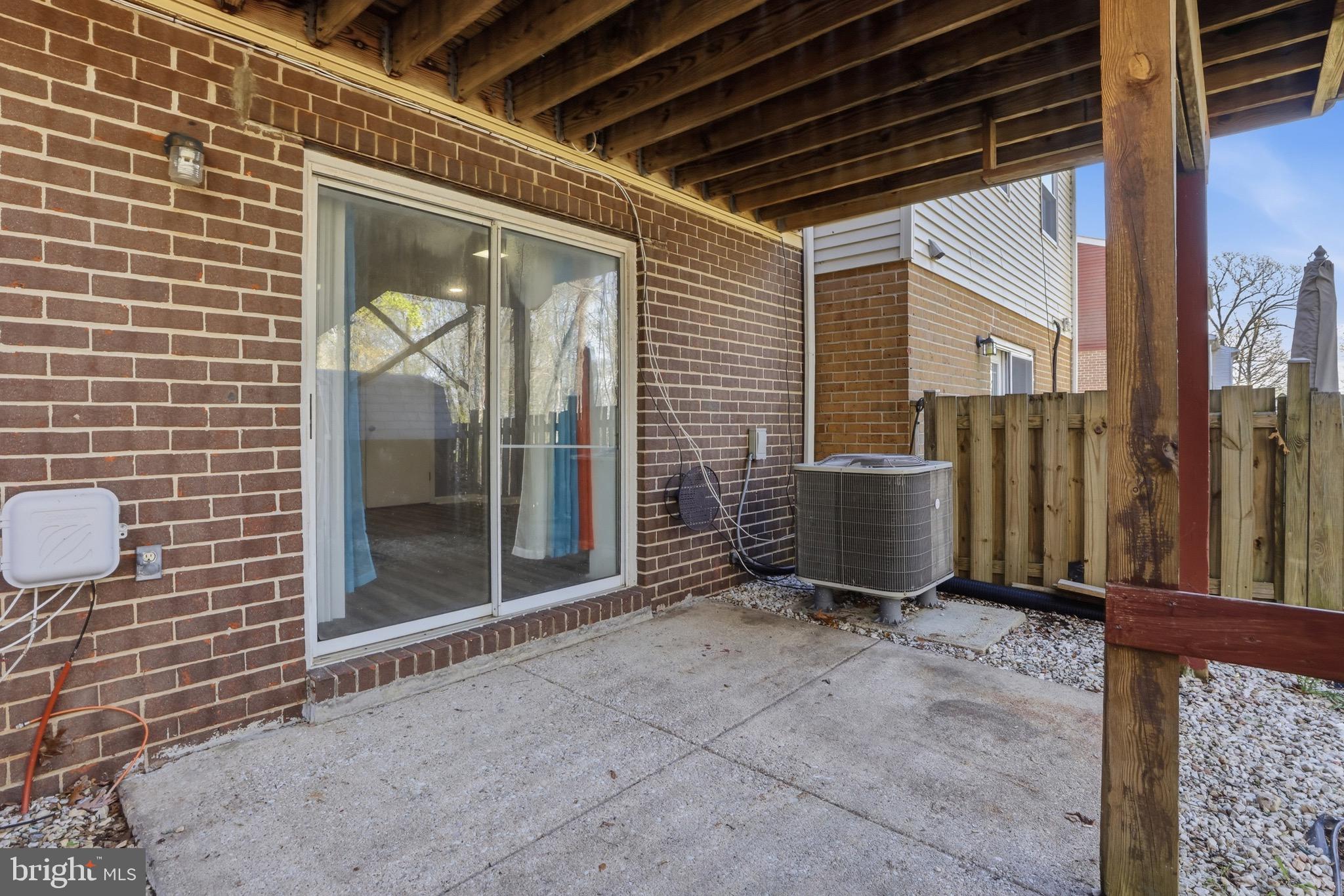 KINGS POINT - Residential