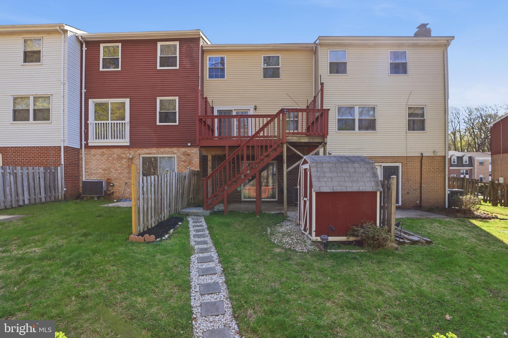 KINGS POINT - Residential