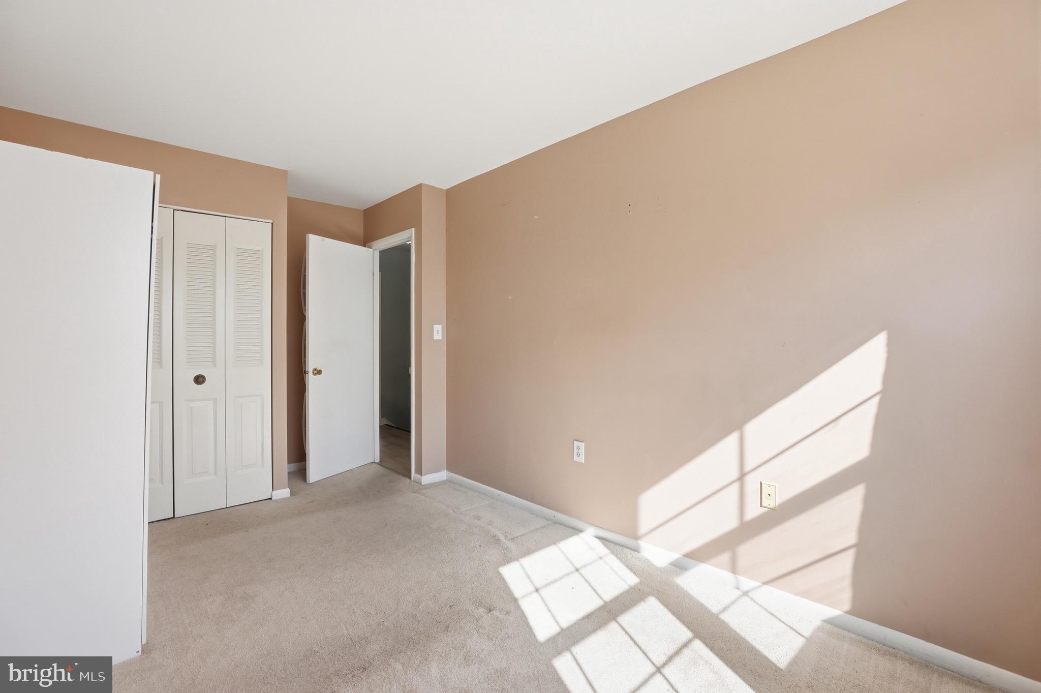 KINGS POINT - Residential