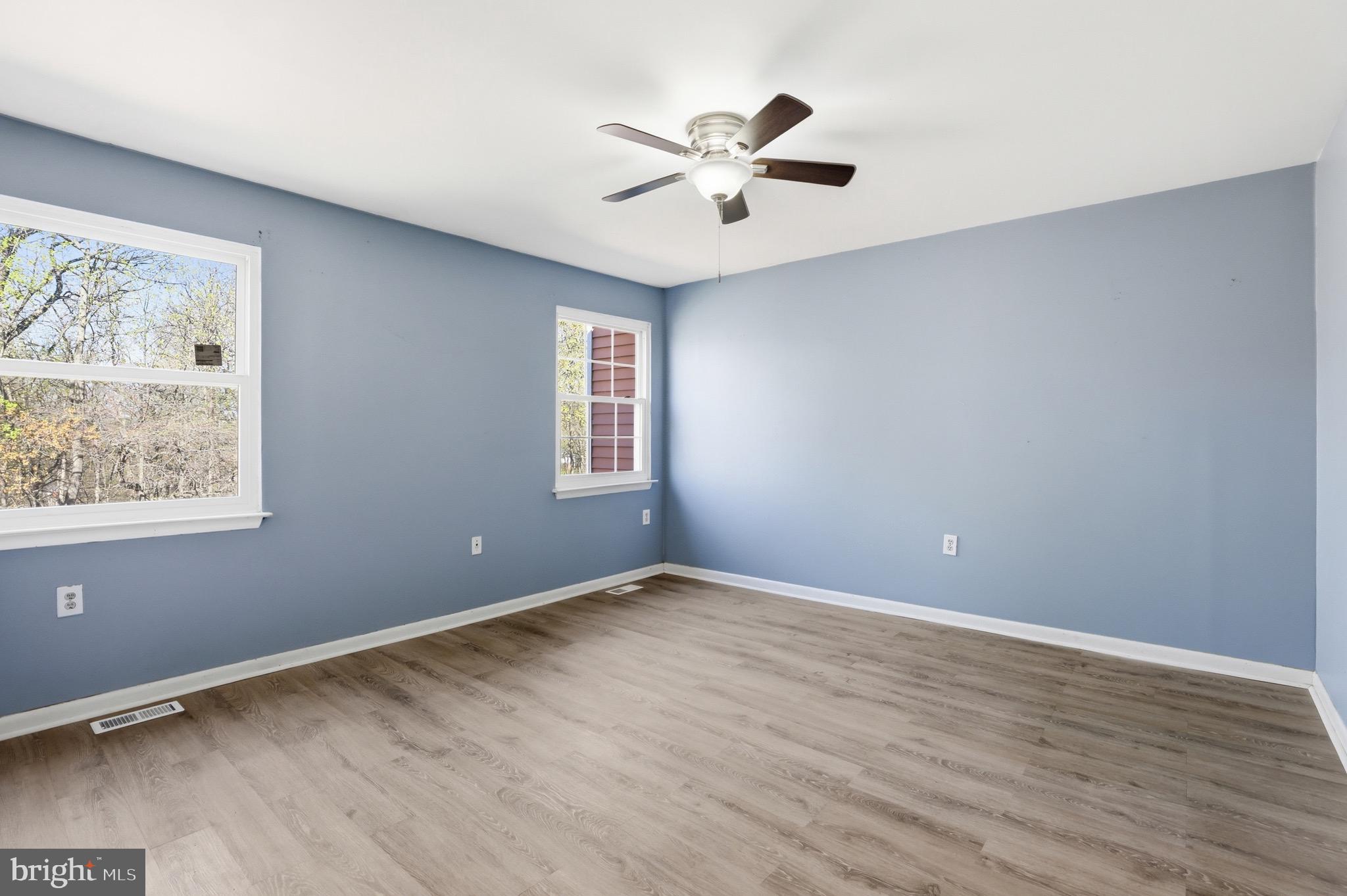 KINGS POINT - Residential