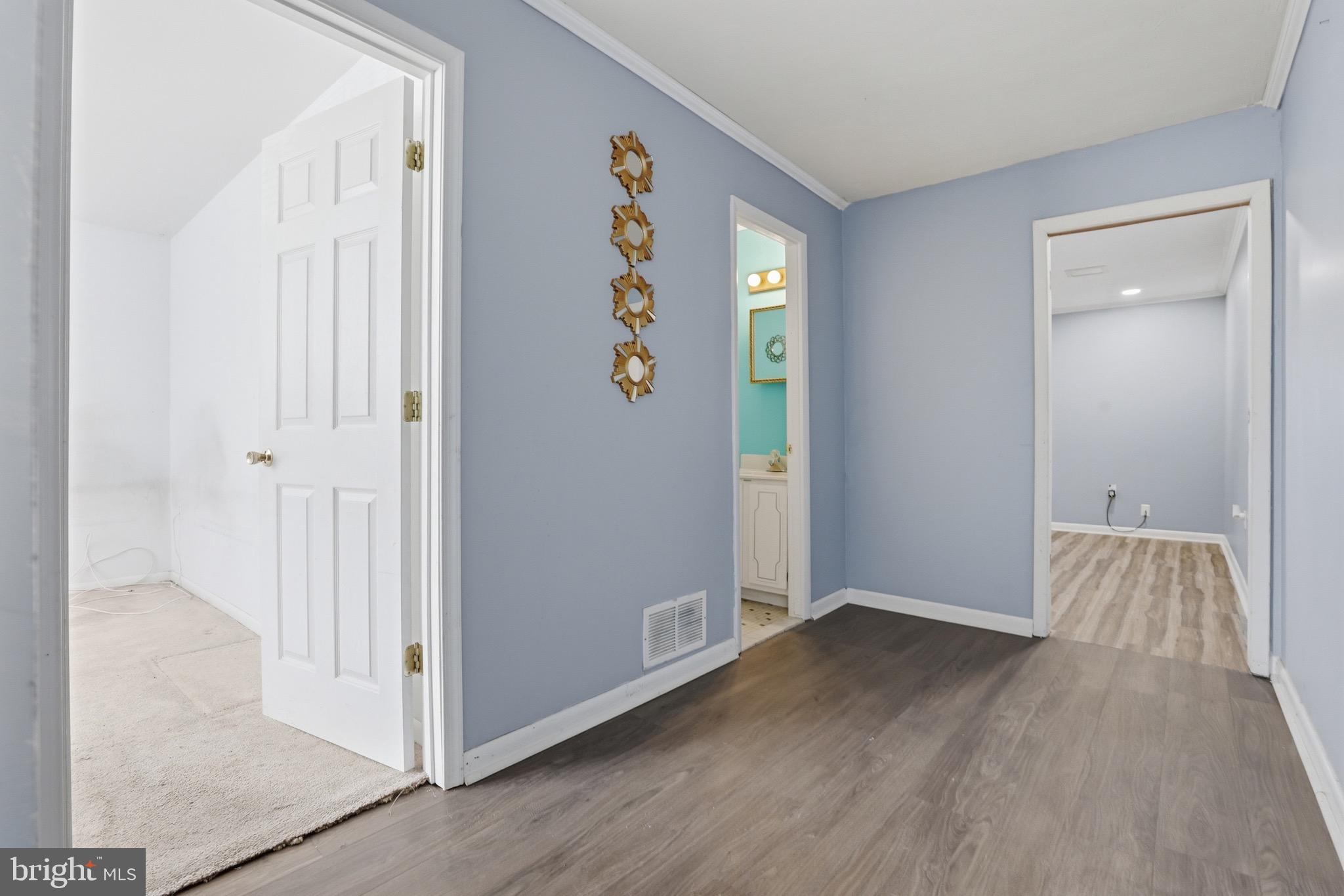 KINGS POINT - Residential