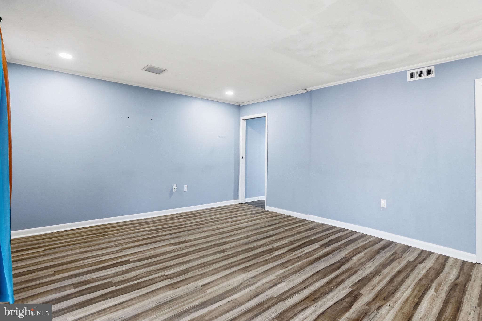 KINGS POINT - Residential