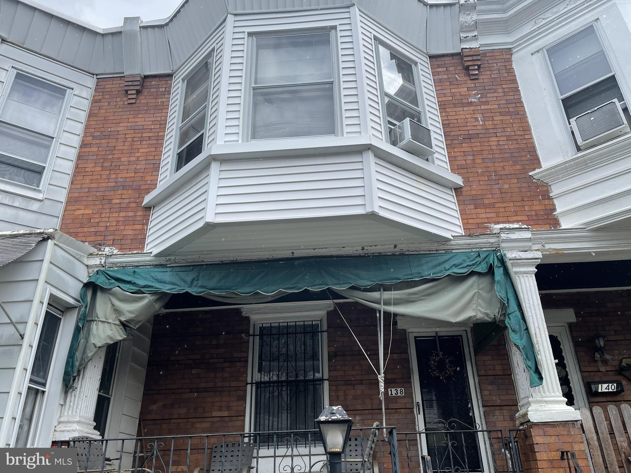 138 W POMONA STREET