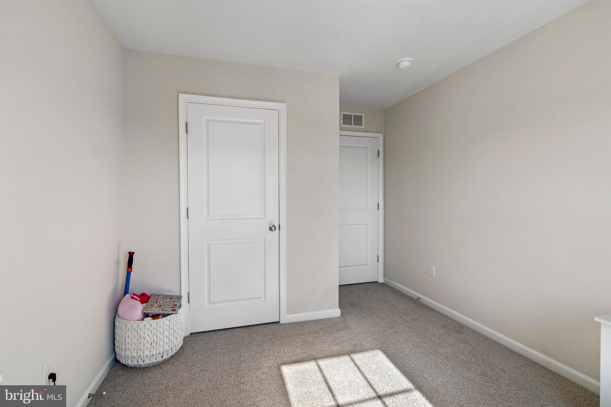 TOLLHOUSE WOODS - Residential