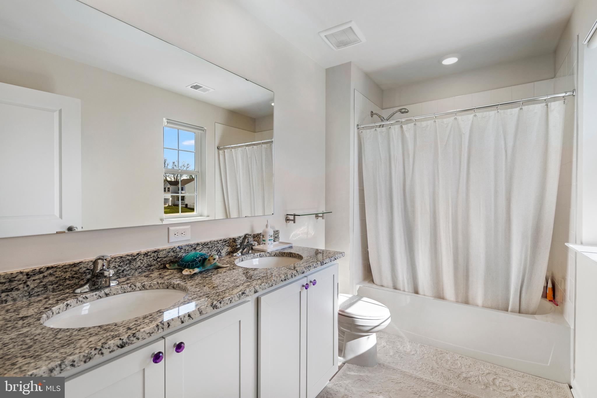 TOLLHOUSE WOODS - Residential