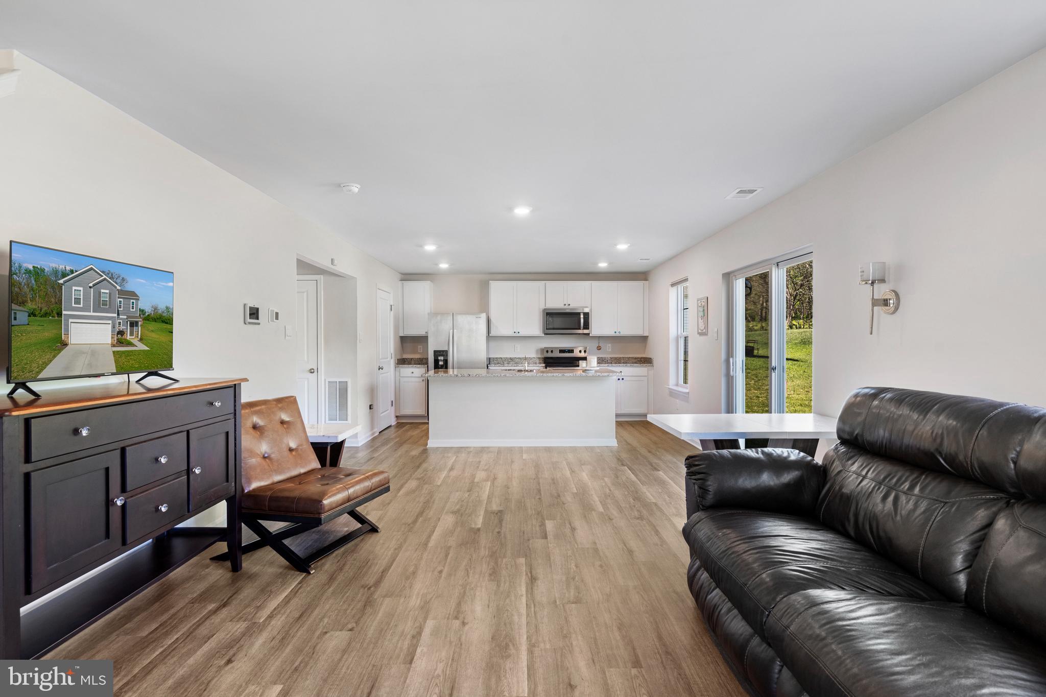 TOLLHOUSE WOODS - Residential