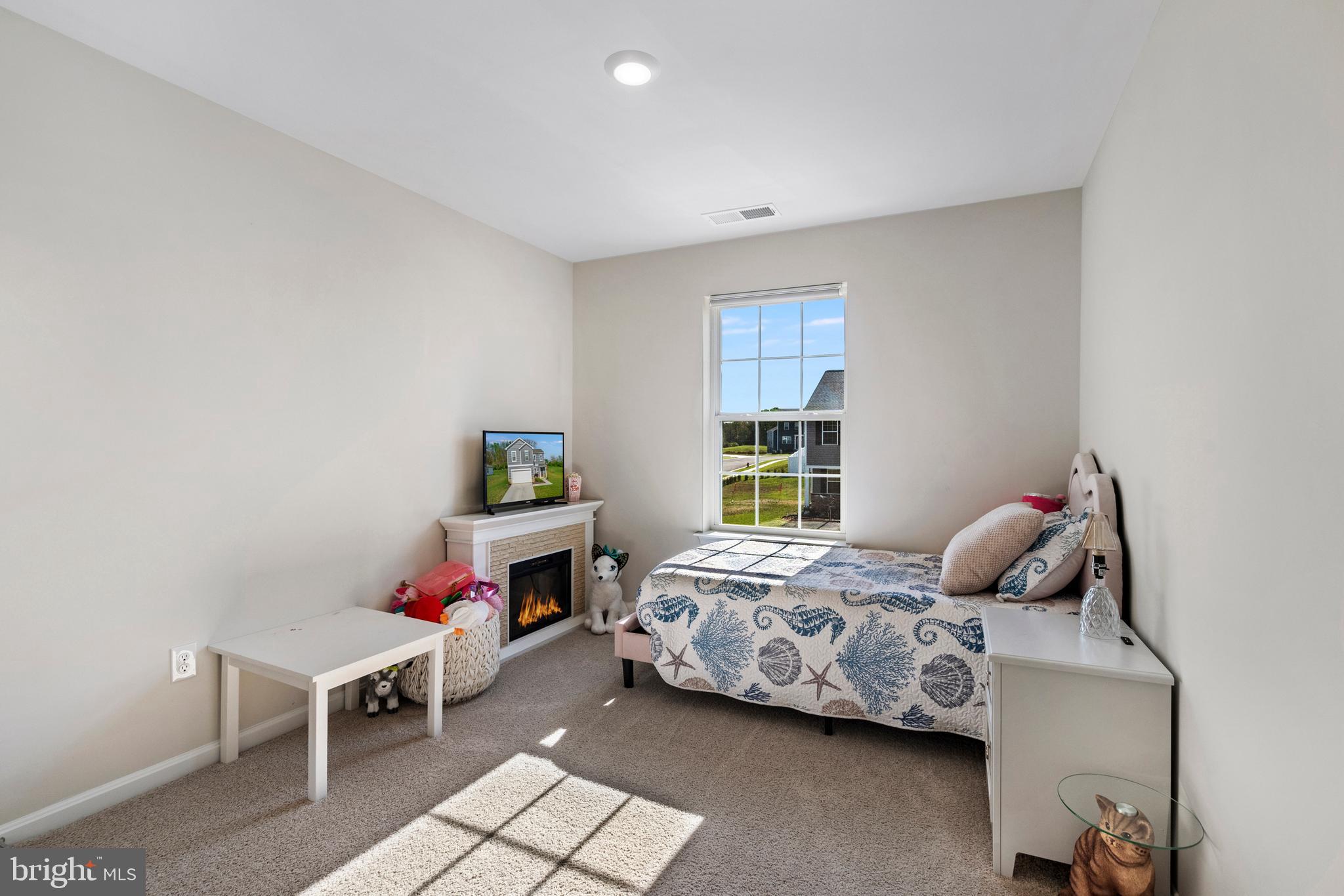 TOLLHOUSE WOODS - Residential