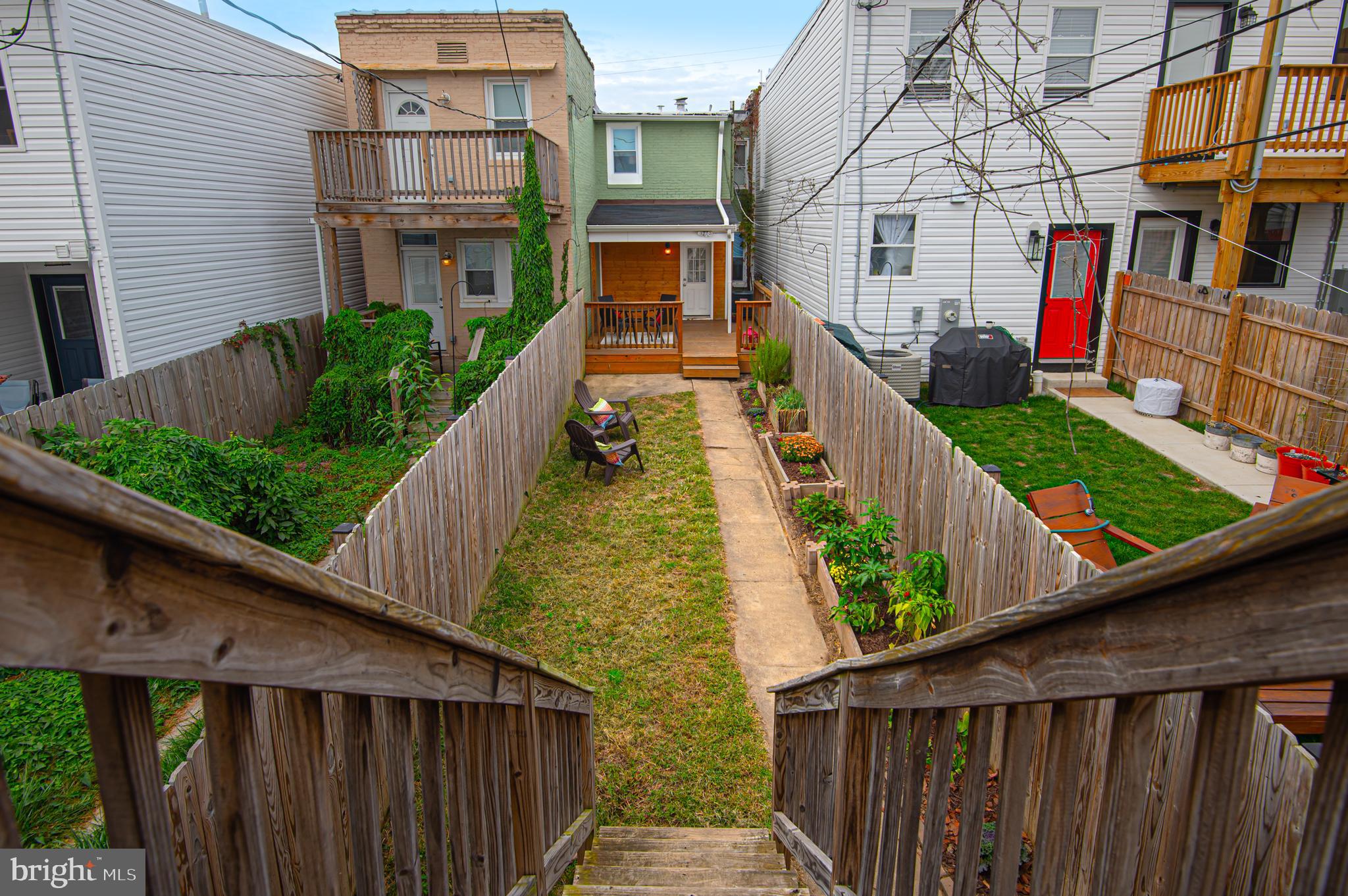 HAMPDEN HISTORIC DISTRICT - Residential