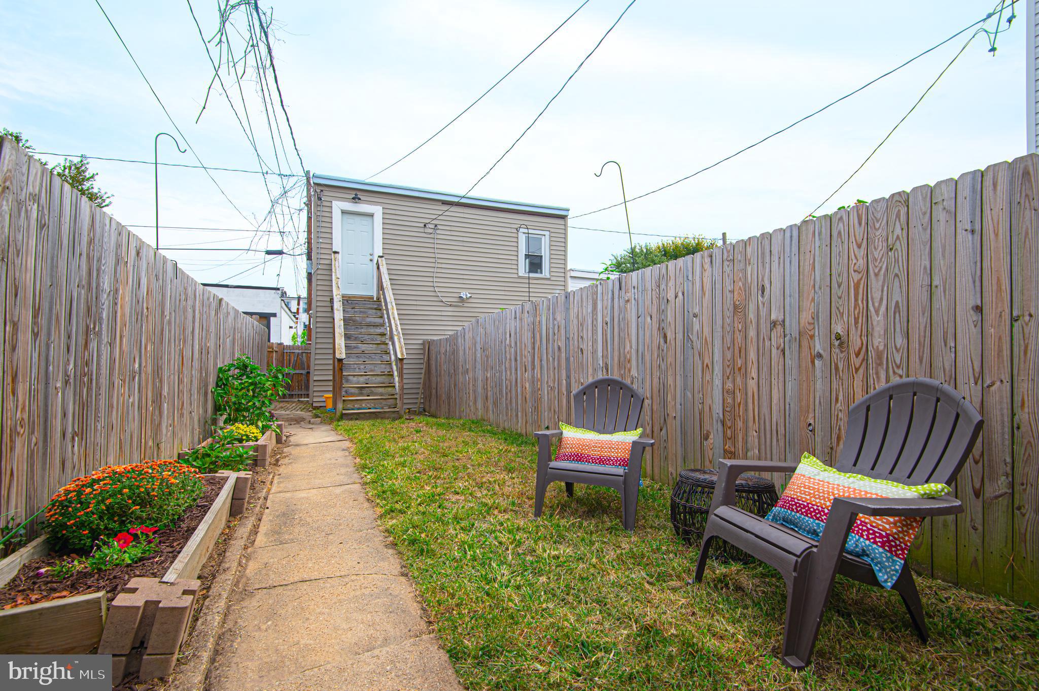HAMPDEN HISTORIC DISTRICT - Residential