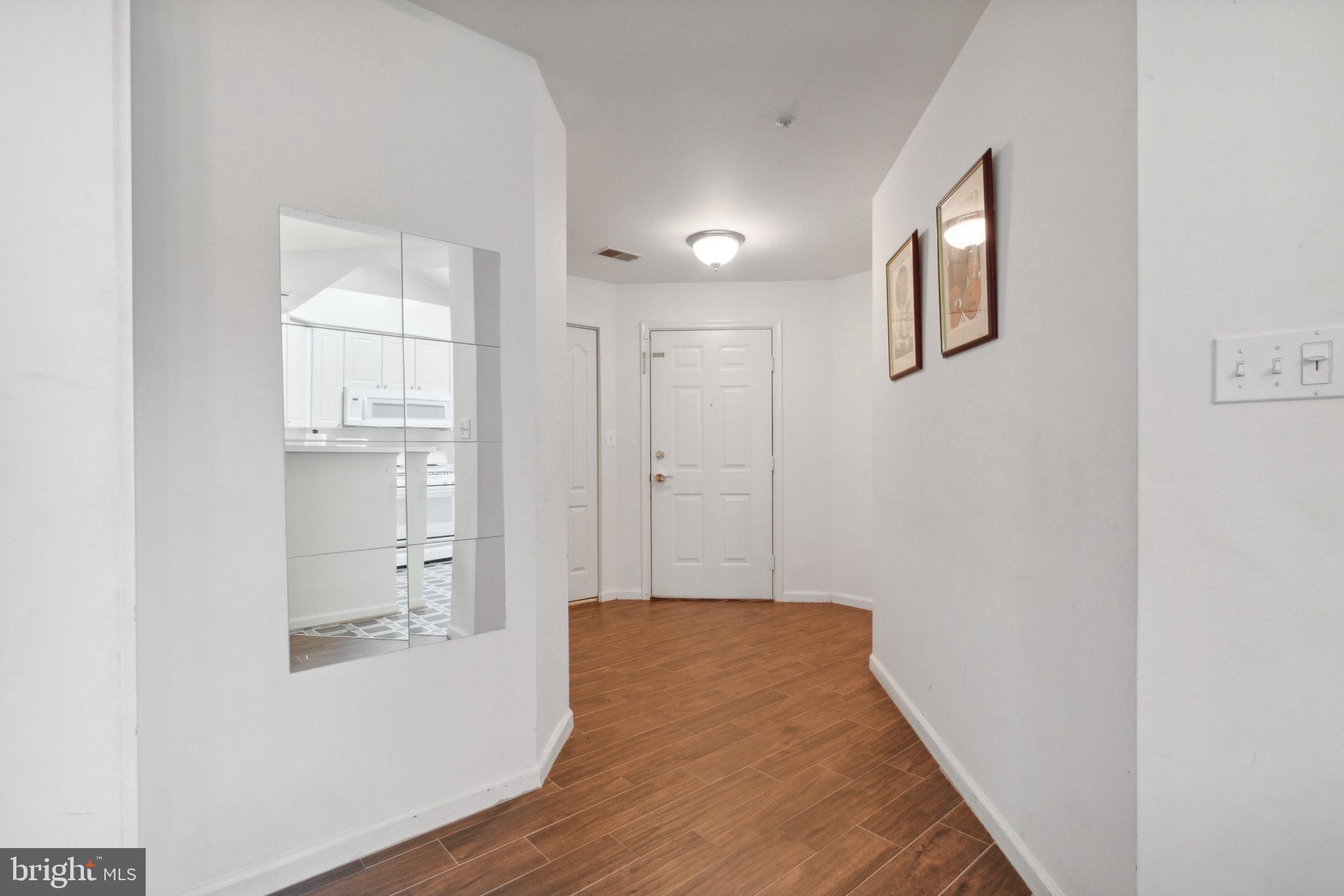 ISLAND CREEK - Residential