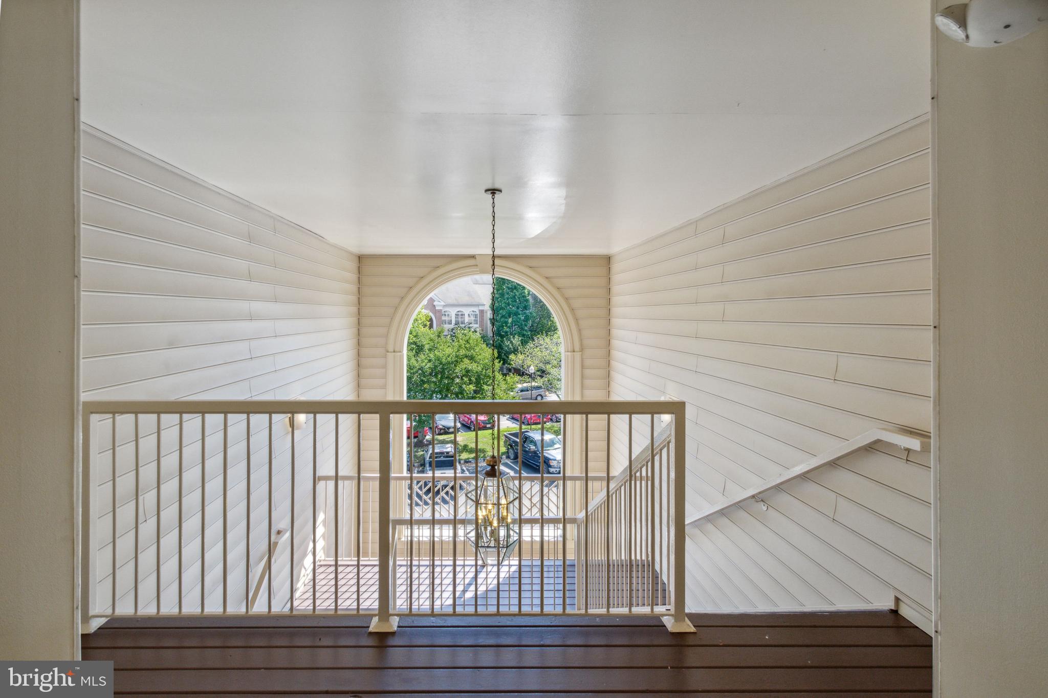 ISLAND CREEK - Residential