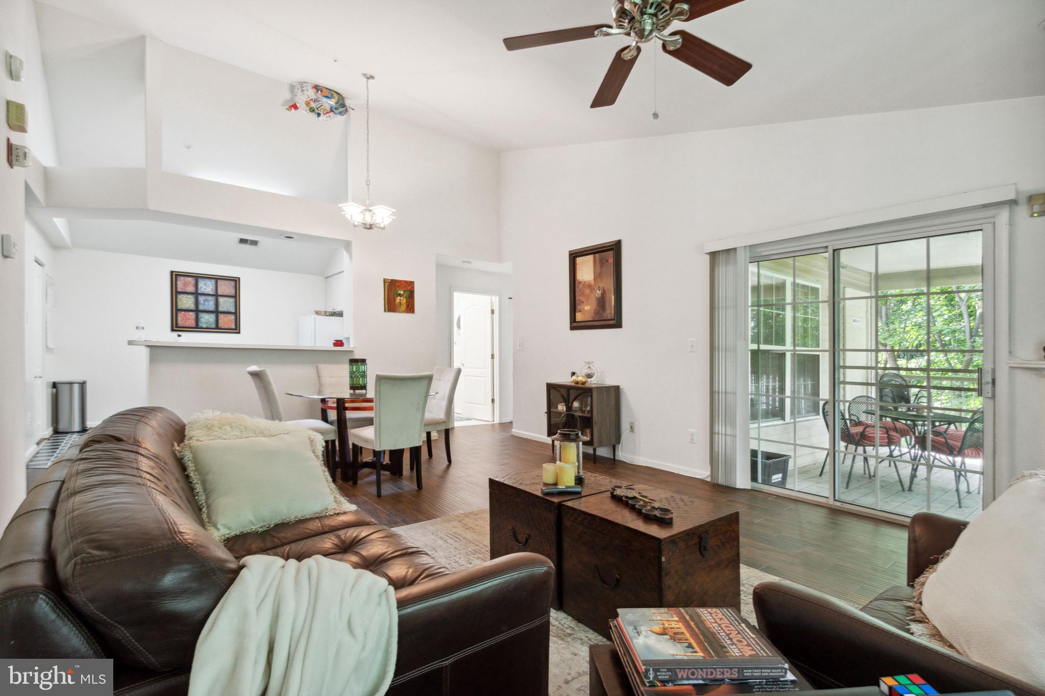 ISLAND CREEK - Residential