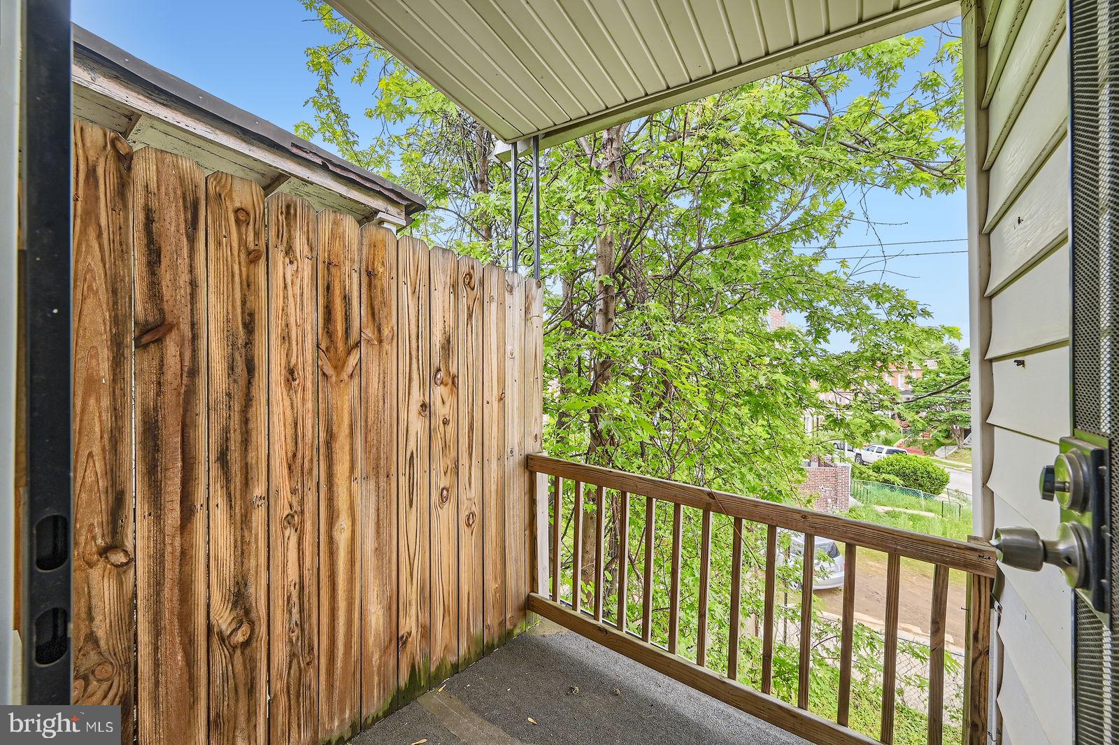 HILTON - Residential