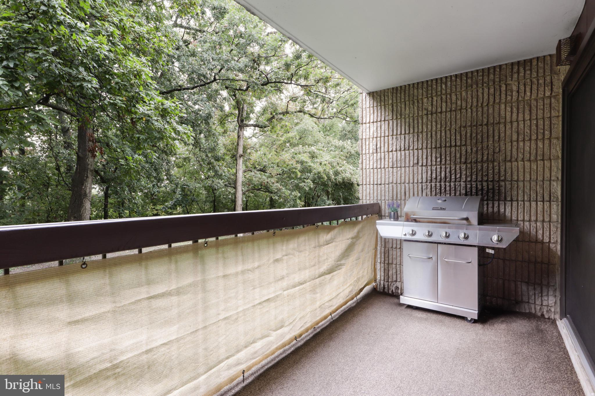 ALEXANDRIA OVERLOOK - Residential Lease