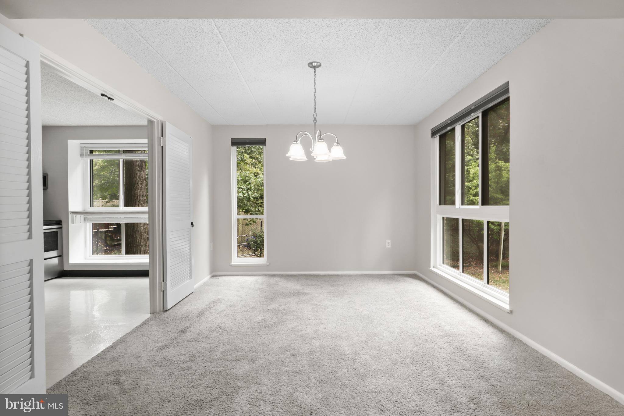 ALEXANDRIA OVERLOOK - Residential Lease