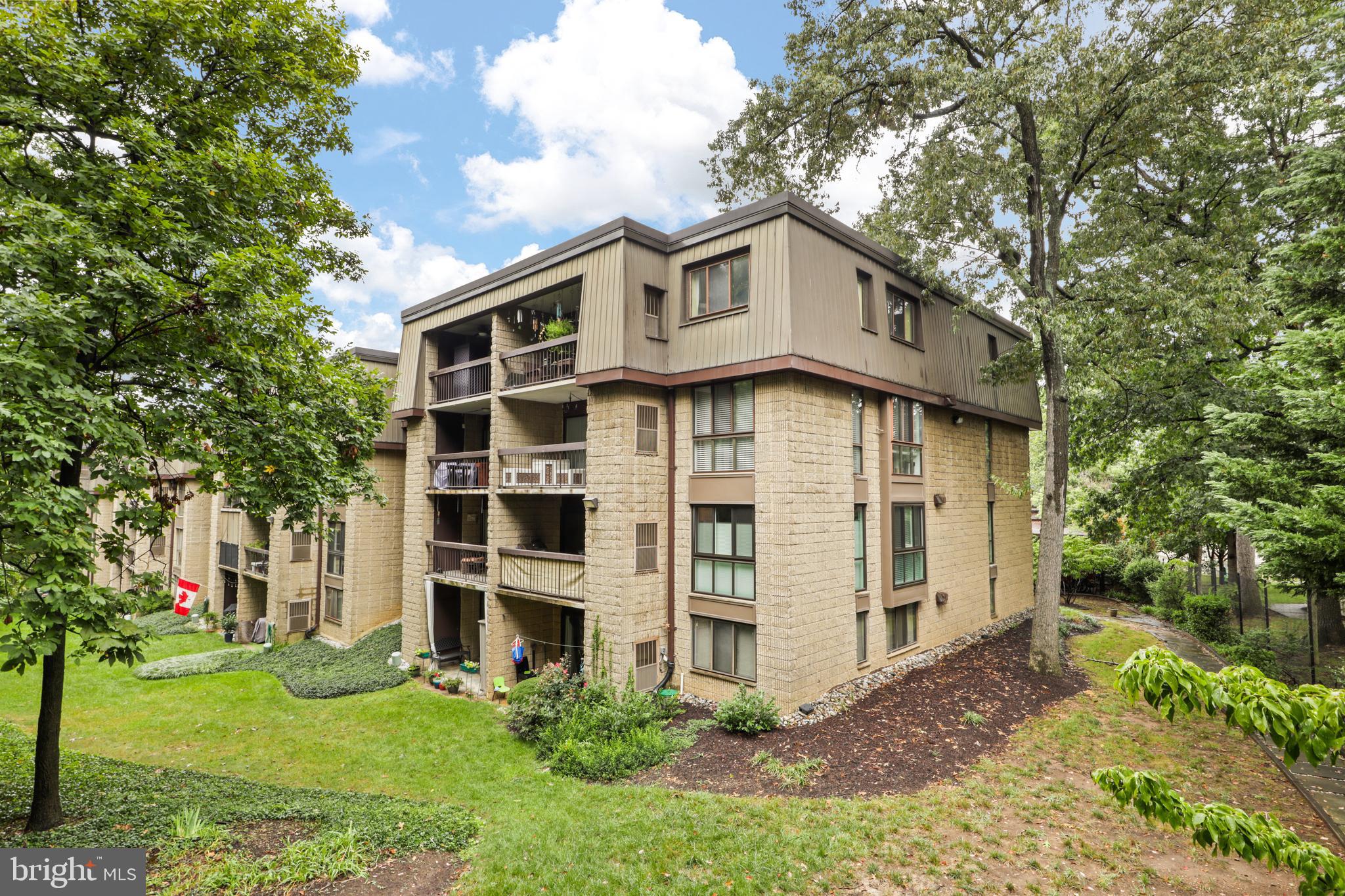 ALEXANDRIA OVERLOOK - Residential Lease