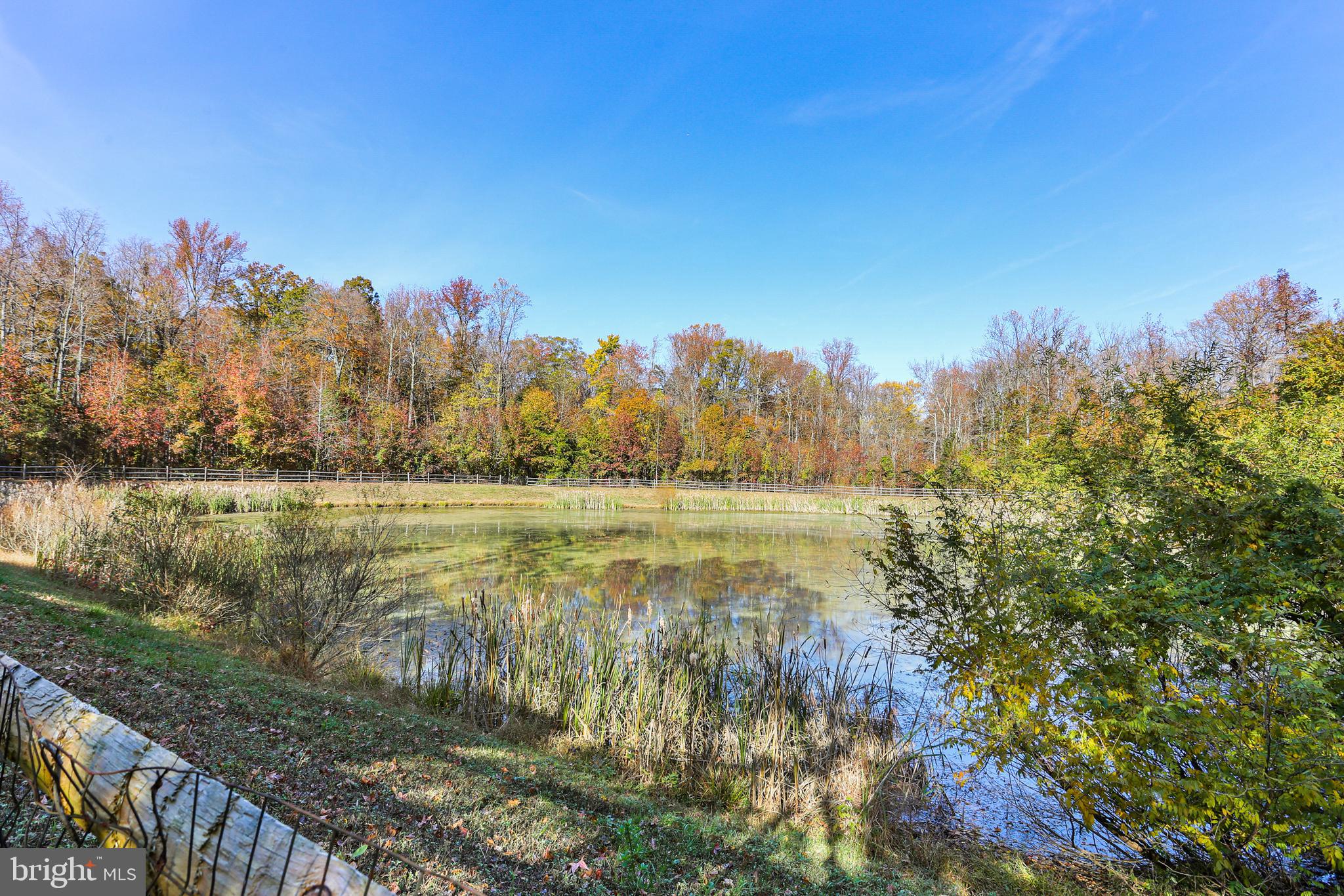 SOUTH RIVER COLONY - Residential