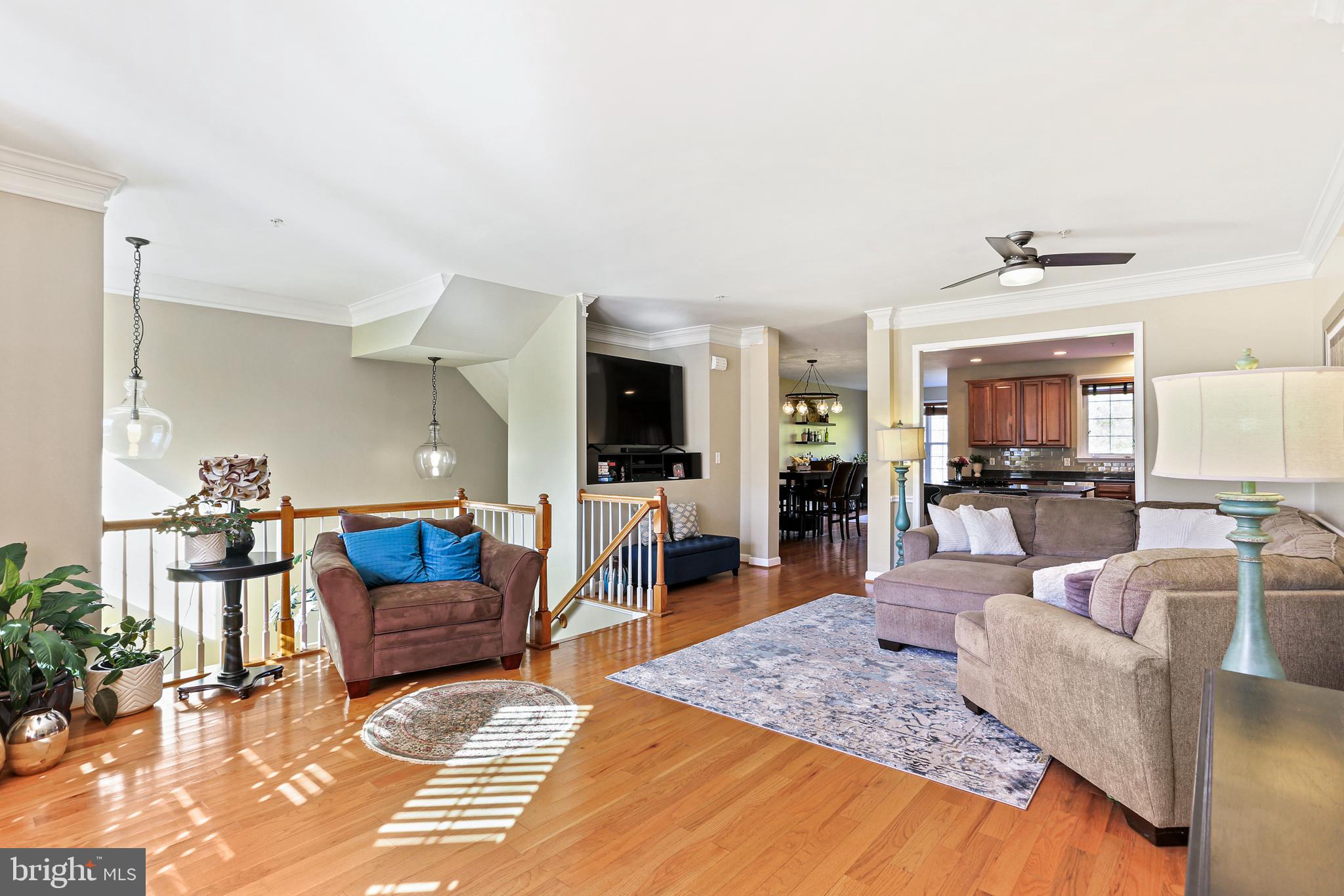 SOUTH RIVER COLONY - Residential