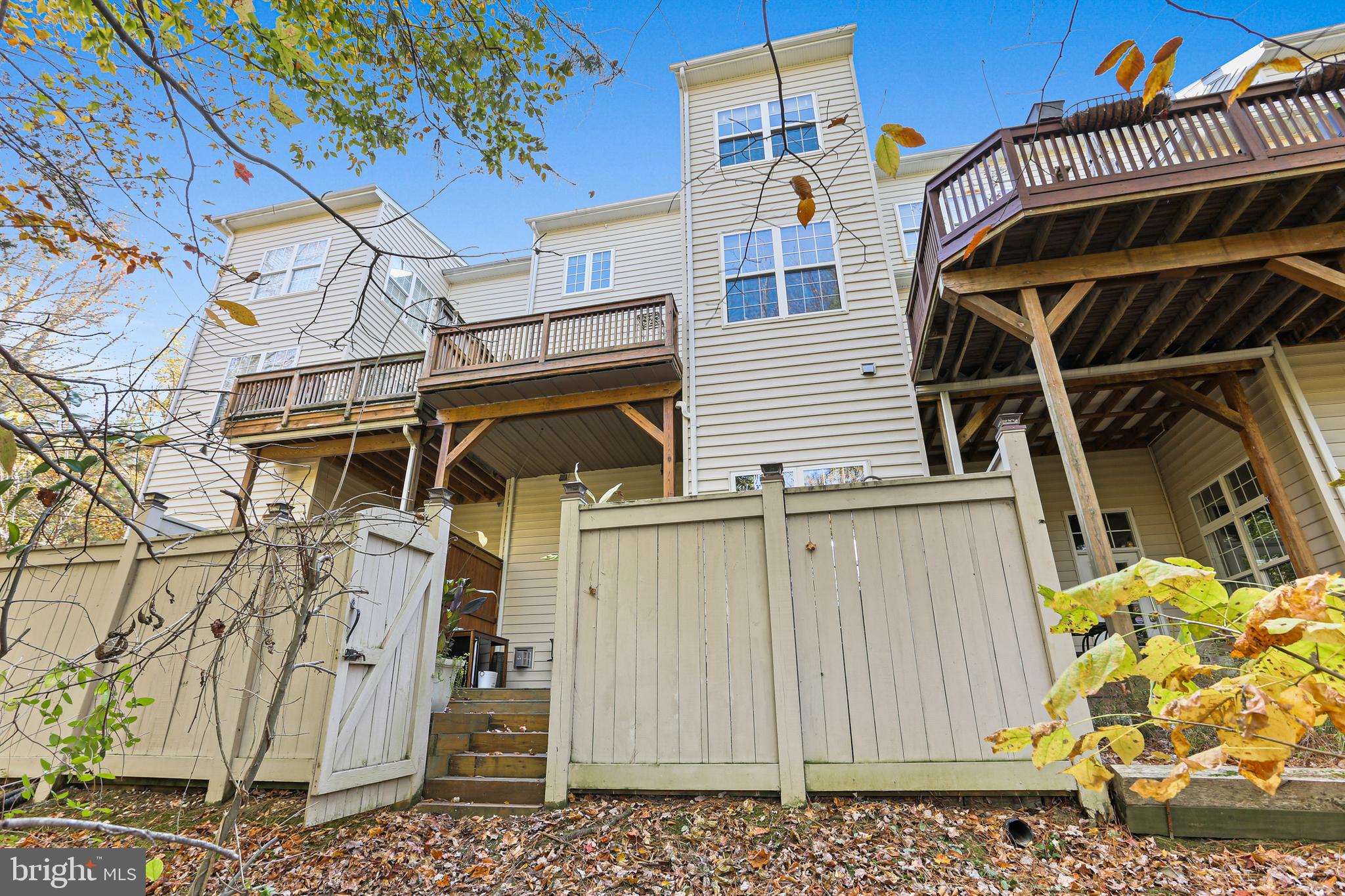 SOUTH RIVER COLONY - Residential