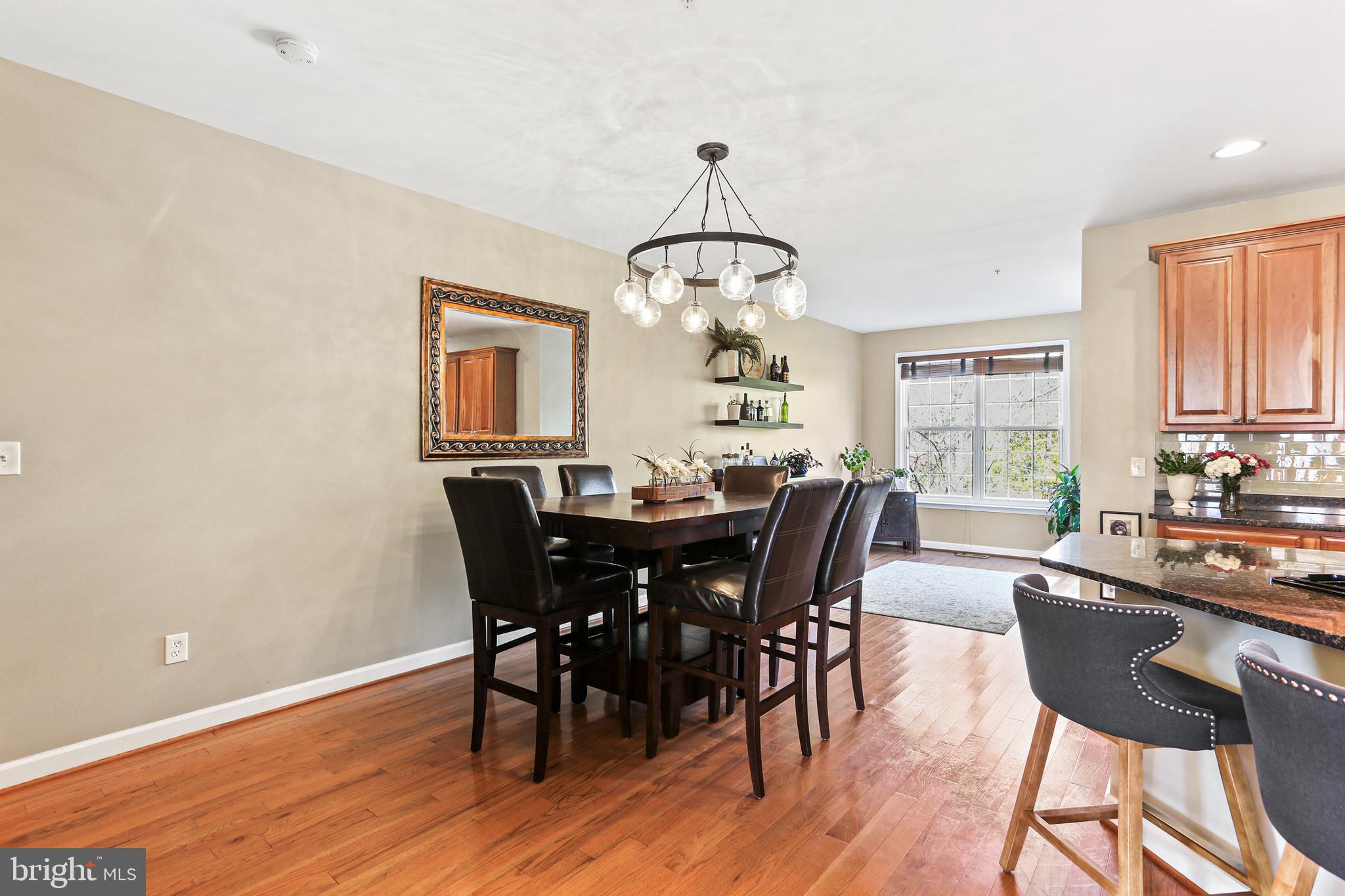 SOUTH RIVER COLONY - Residential