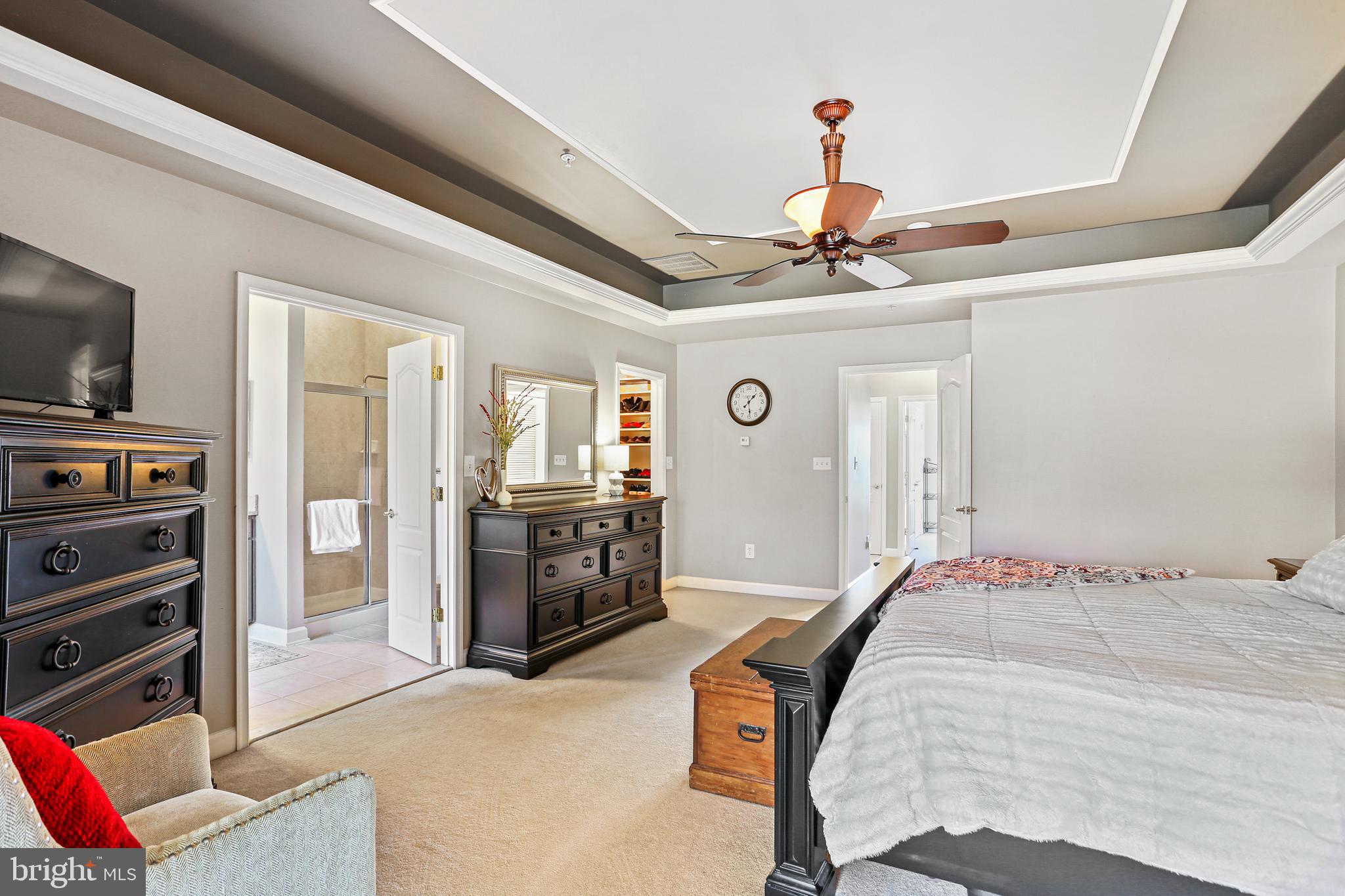 SOUTH RIVER COLONY - Residential