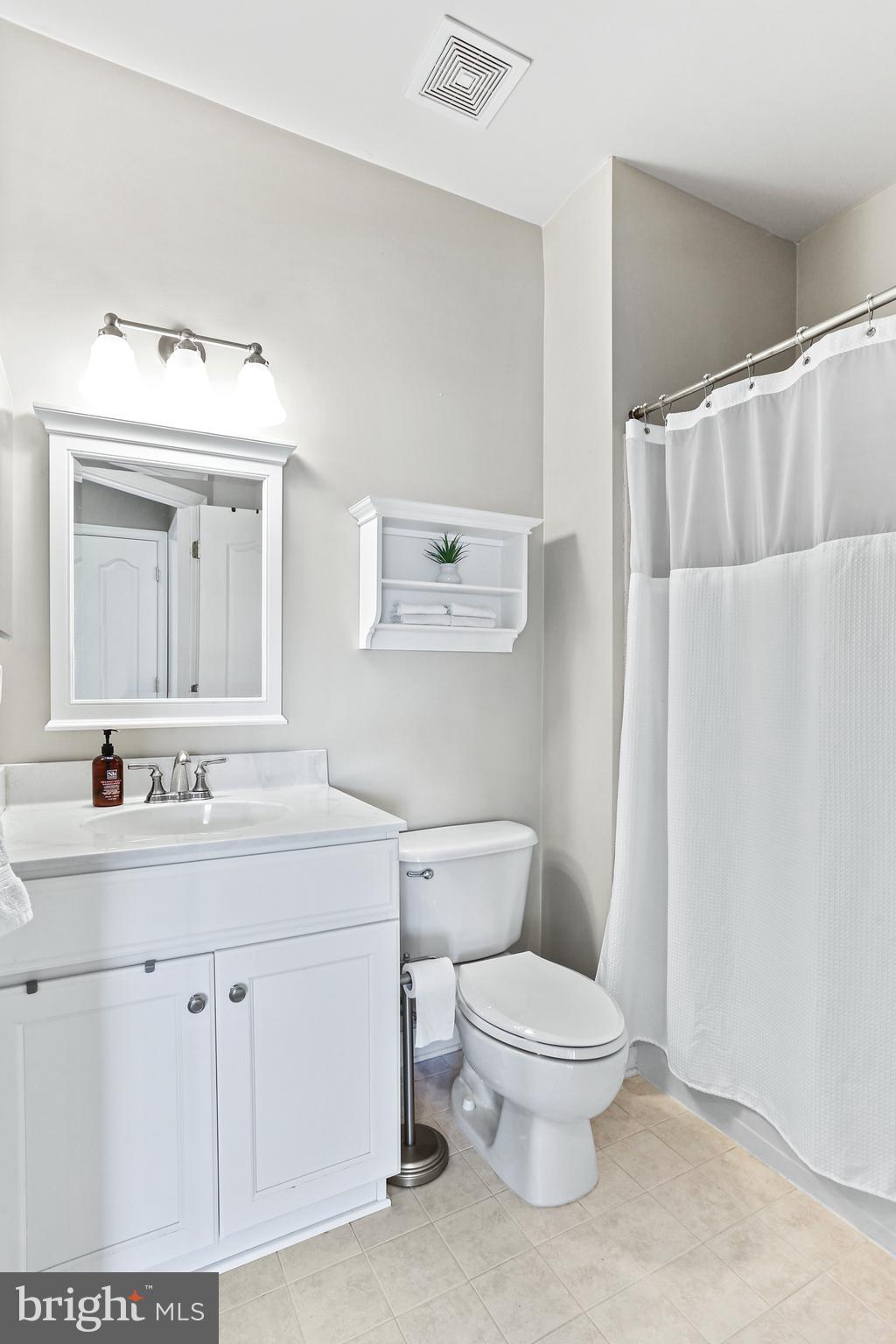 SOUTH RIVER COLONY - Residential