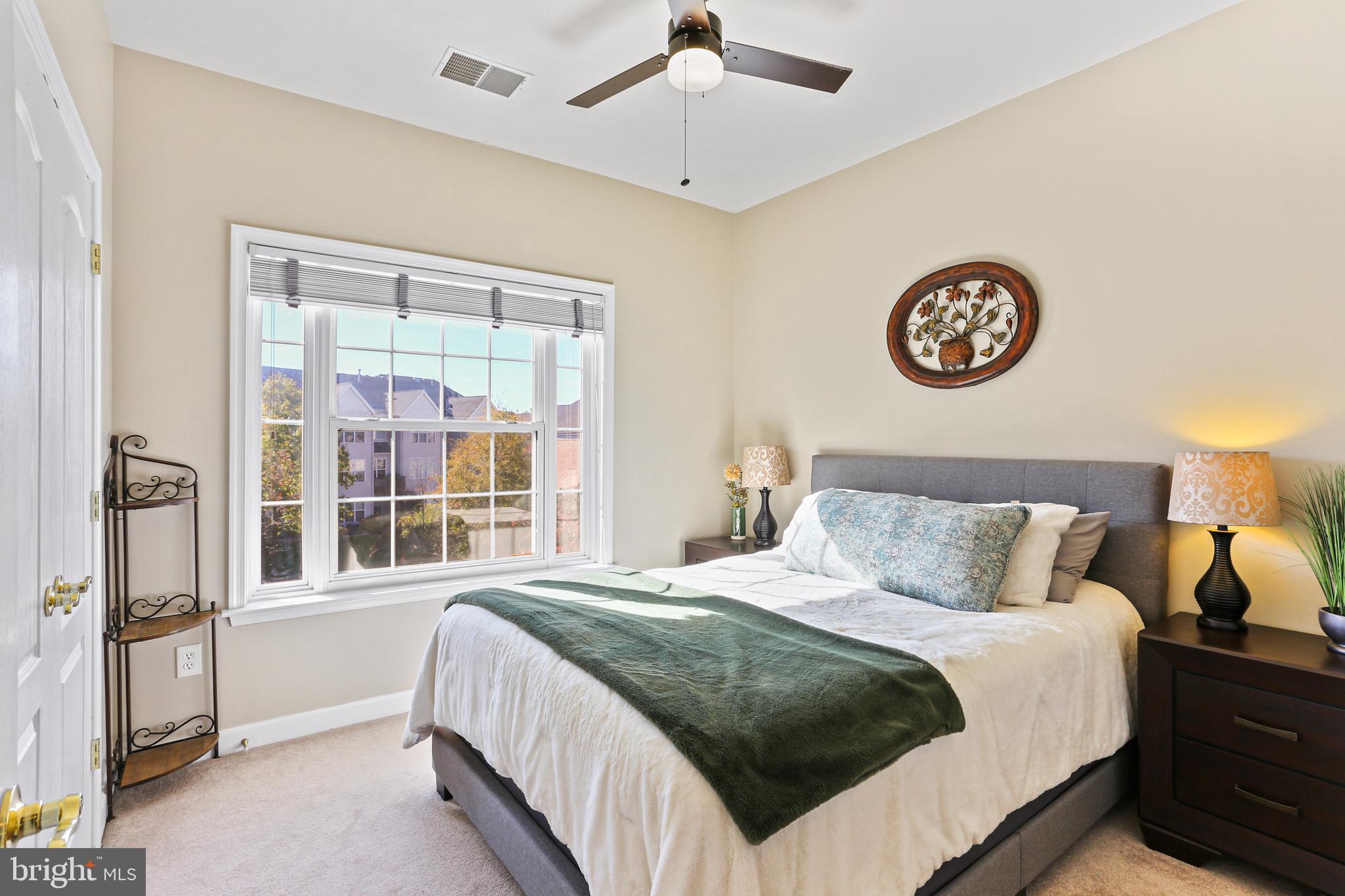 SOUTH RIVER COLONY - Residential