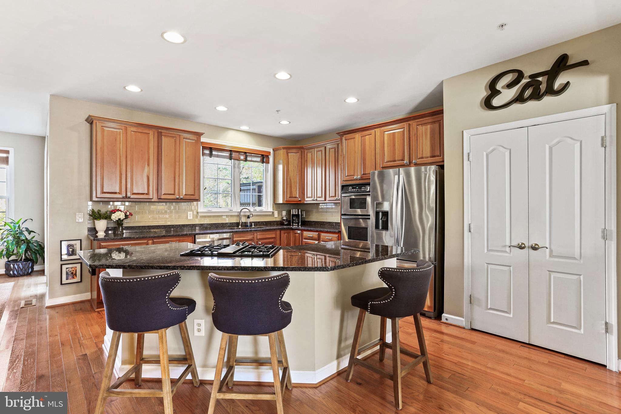 SOUTH RIVER COLONY - Residential