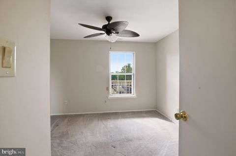 Tiny photo for 320 Surrey Court, SEWELL, NJ 08080 (MLS # NJGL2072742)