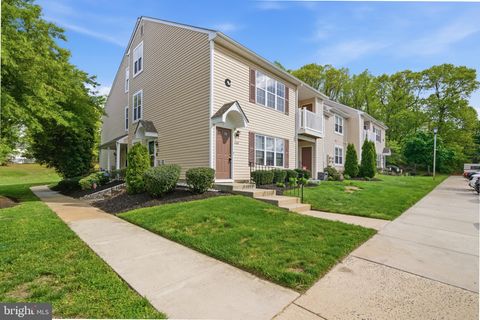 Photo of 320 Surrey Court, SEWELL, NJ 08080 (MLS # NJGL2072742)