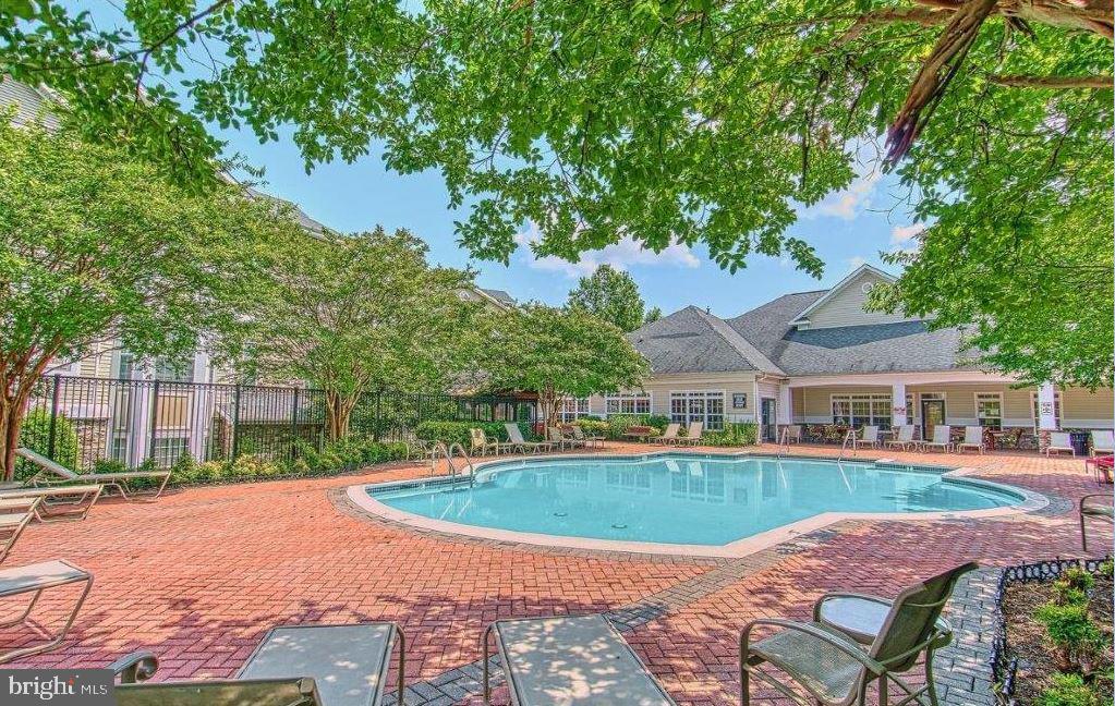 WESTCHESTER AT STRATFORD - Residential Lease