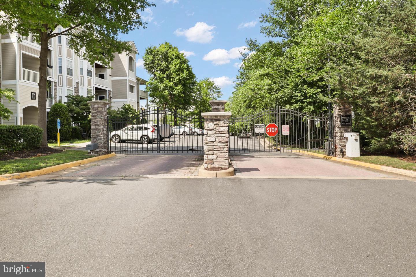 WESTCHESTER AT STRATFORD - Residential Lease