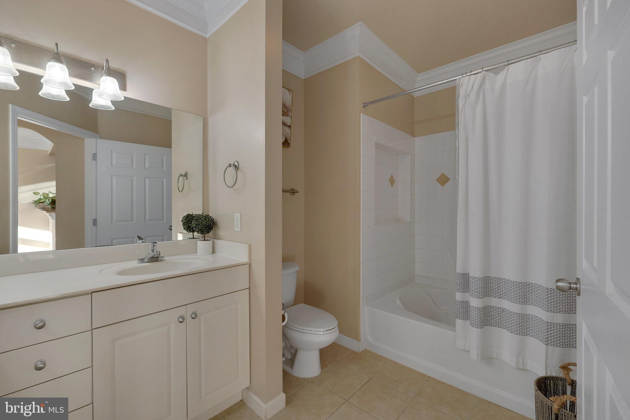 WESTCHESTER AT STRATFORD - Residential Lease