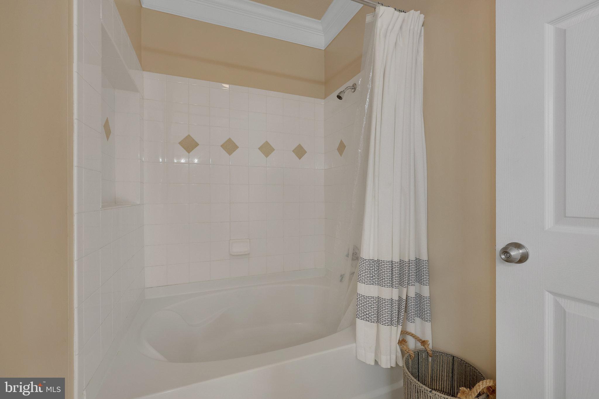 WESTCHESTER AT STRATFORD - Residential Lease