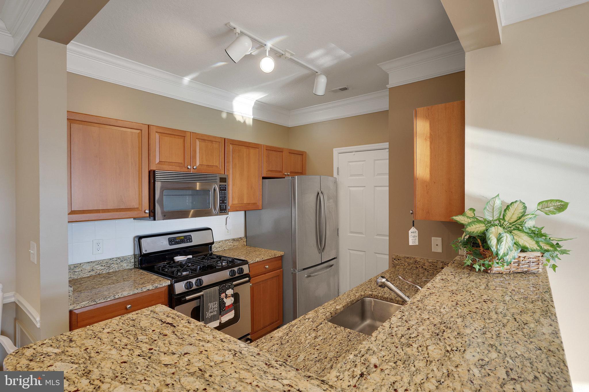 WESTCHESTER AT STRATFORD - Residential Lease