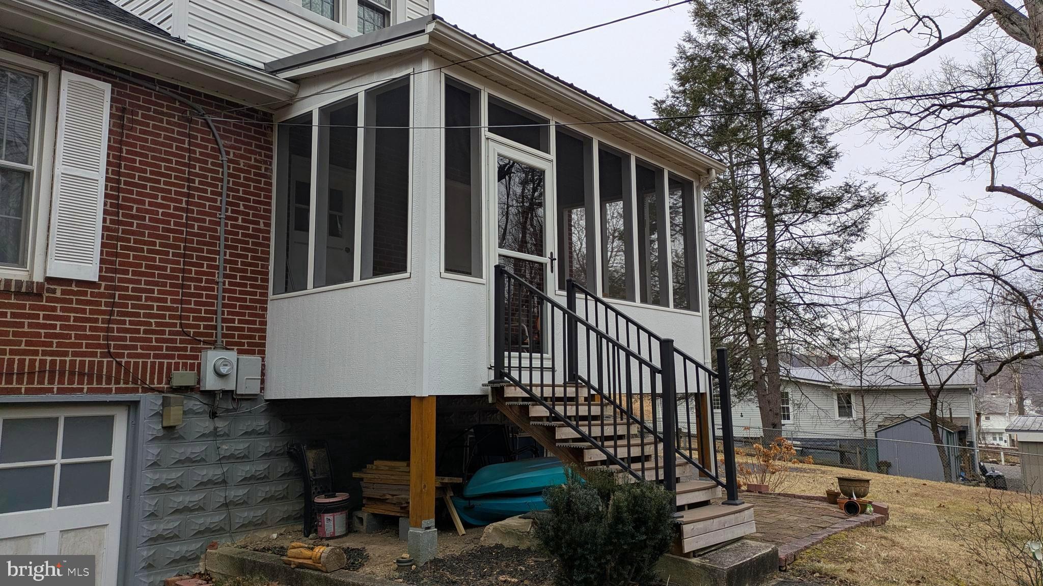 BOWLING GREEN - Residential