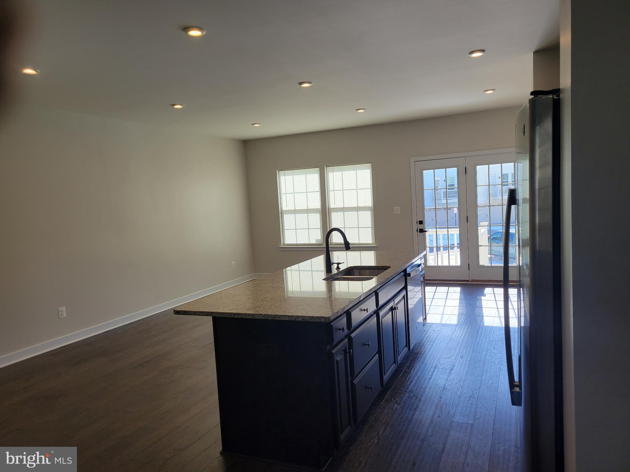 POTOMAC SHORES - Residential