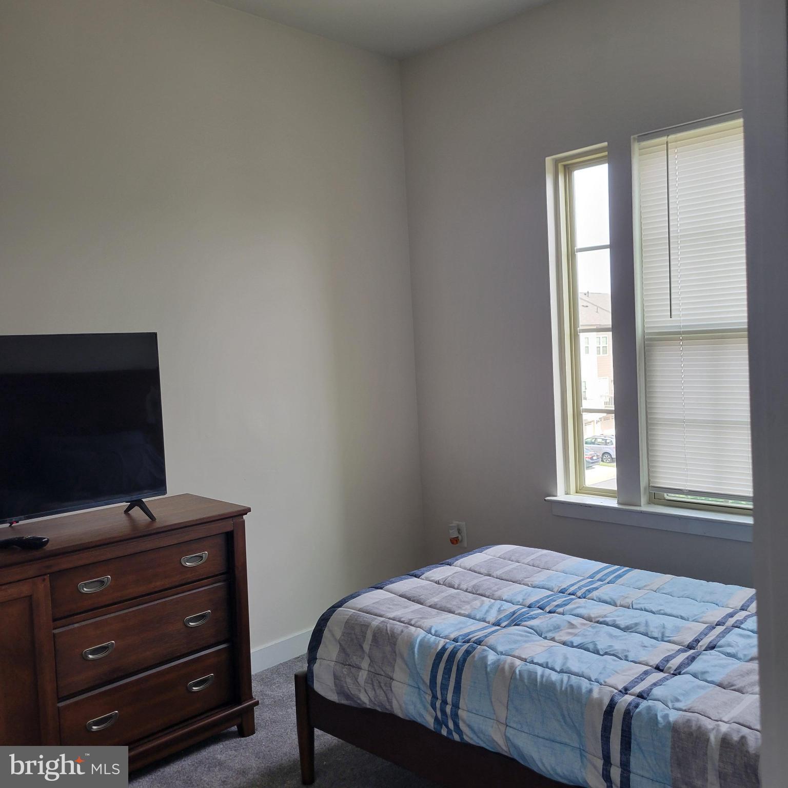 POTOMAC SHORES - Residential