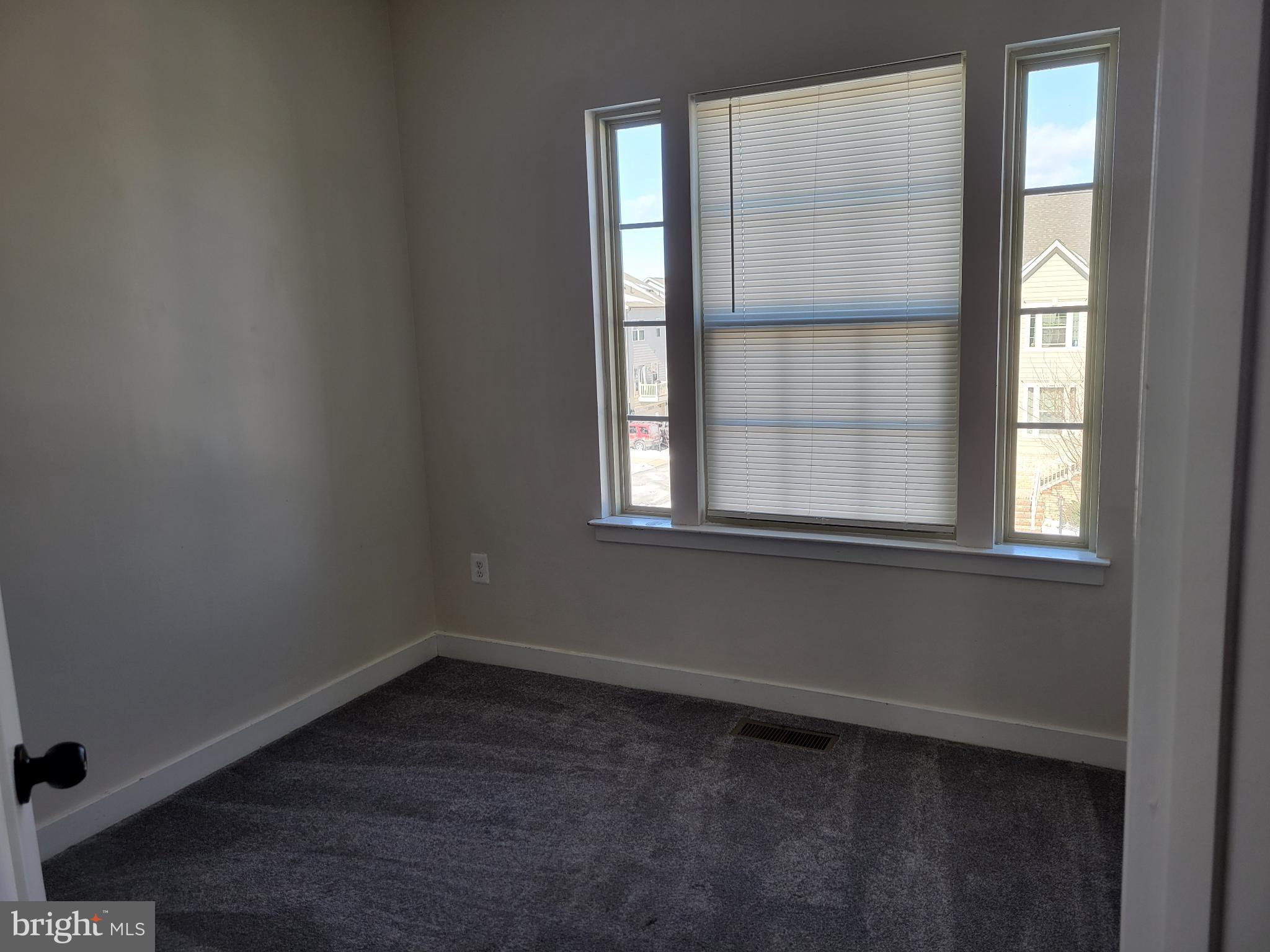 POTOMAC SHORES - Residential