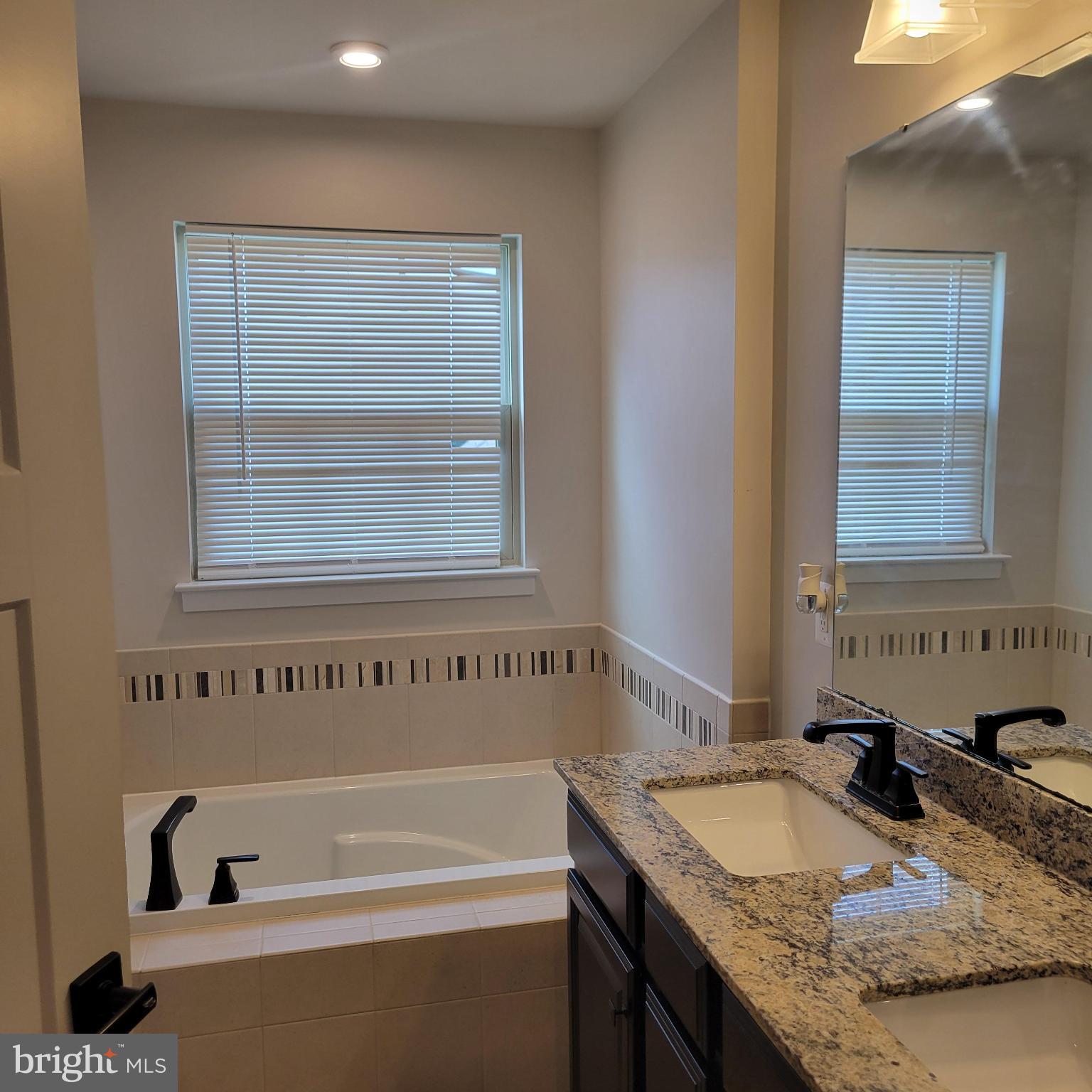 POTOMAC SHORES - Residential