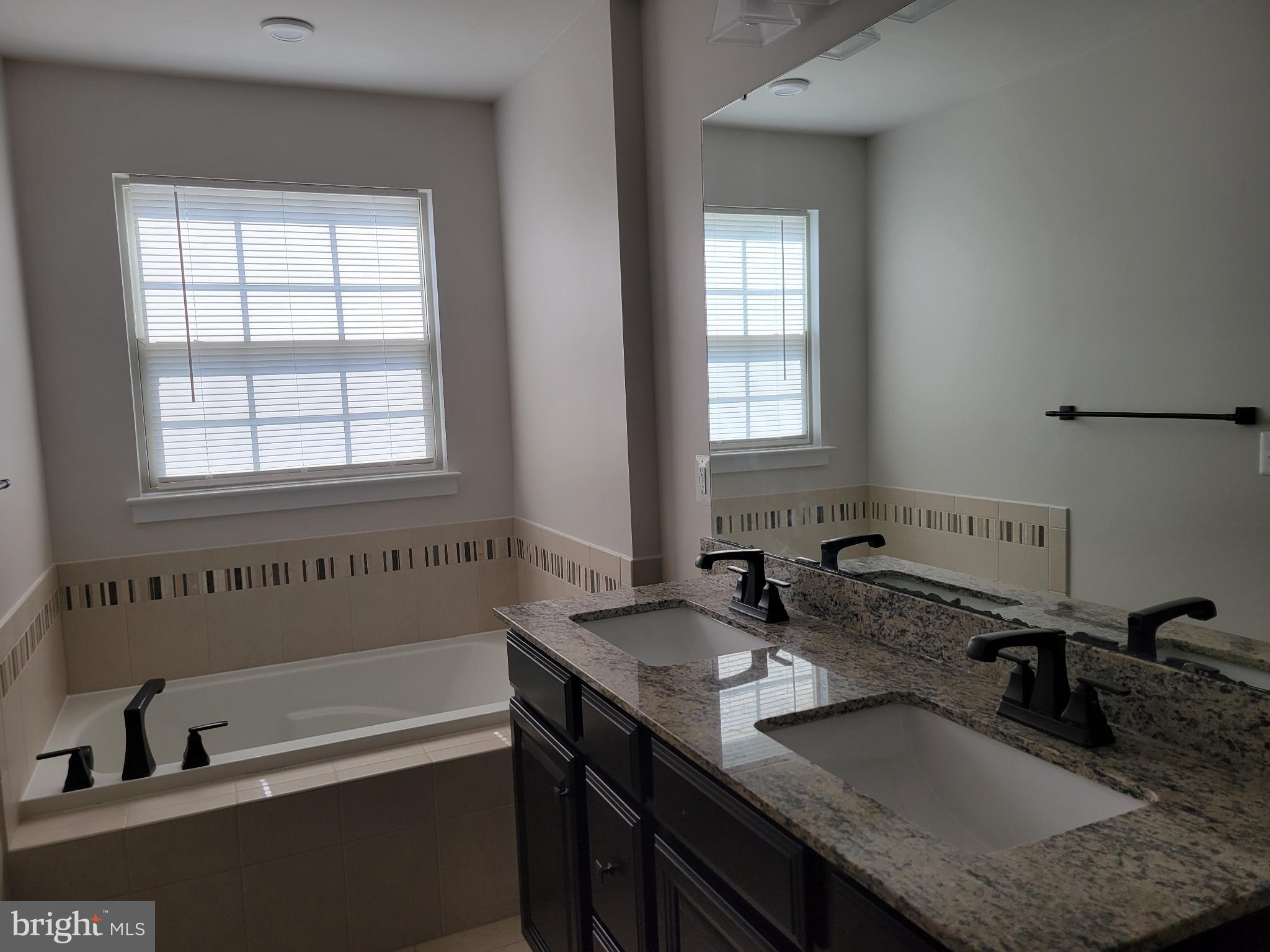 POTOMAC SHORES - Residential