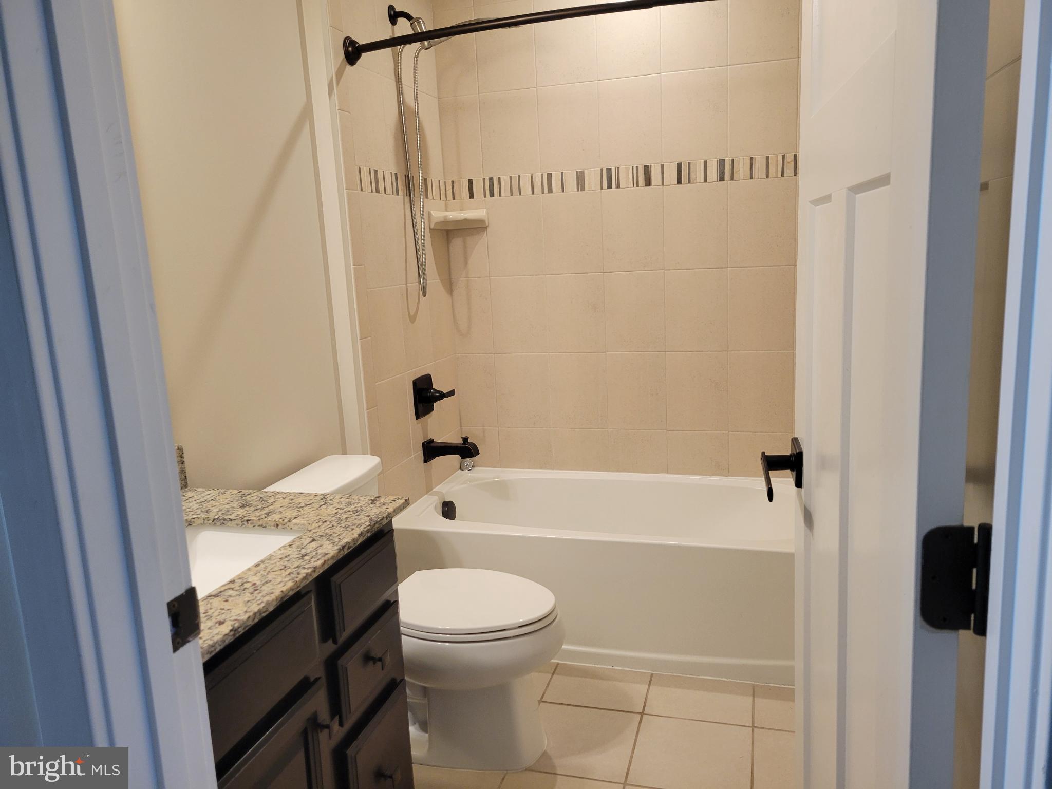 POTOMAC SHORES - Residential