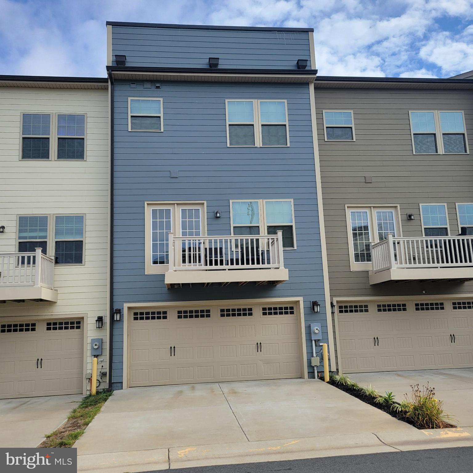 POTOMAC SHORES - Residential