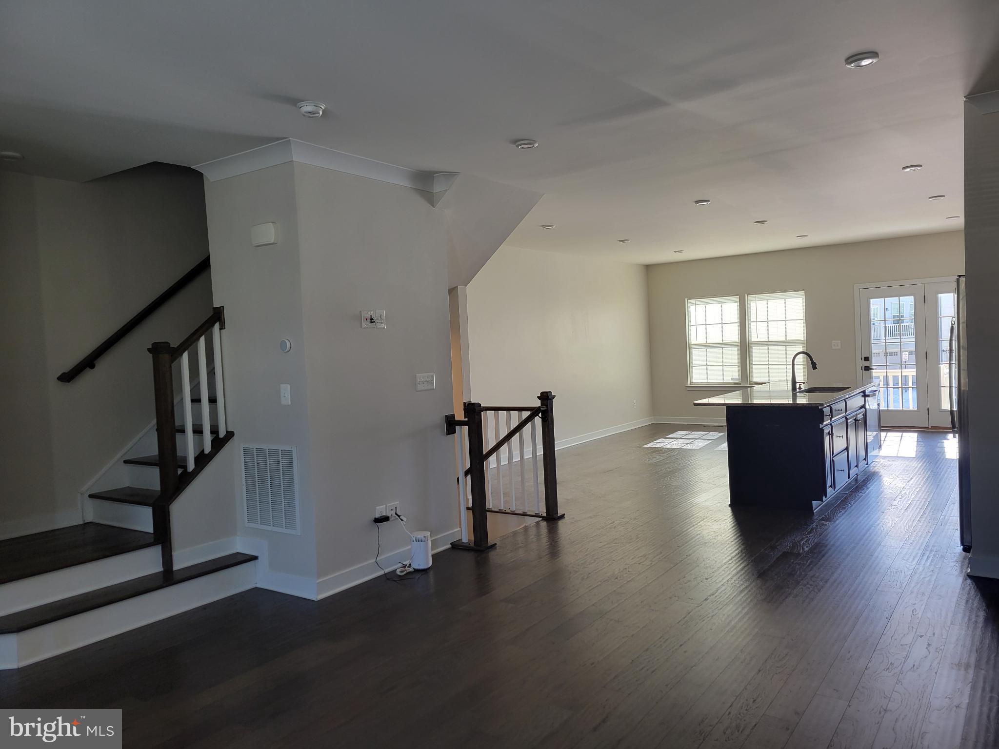 POTOMAC SHORES - Residential