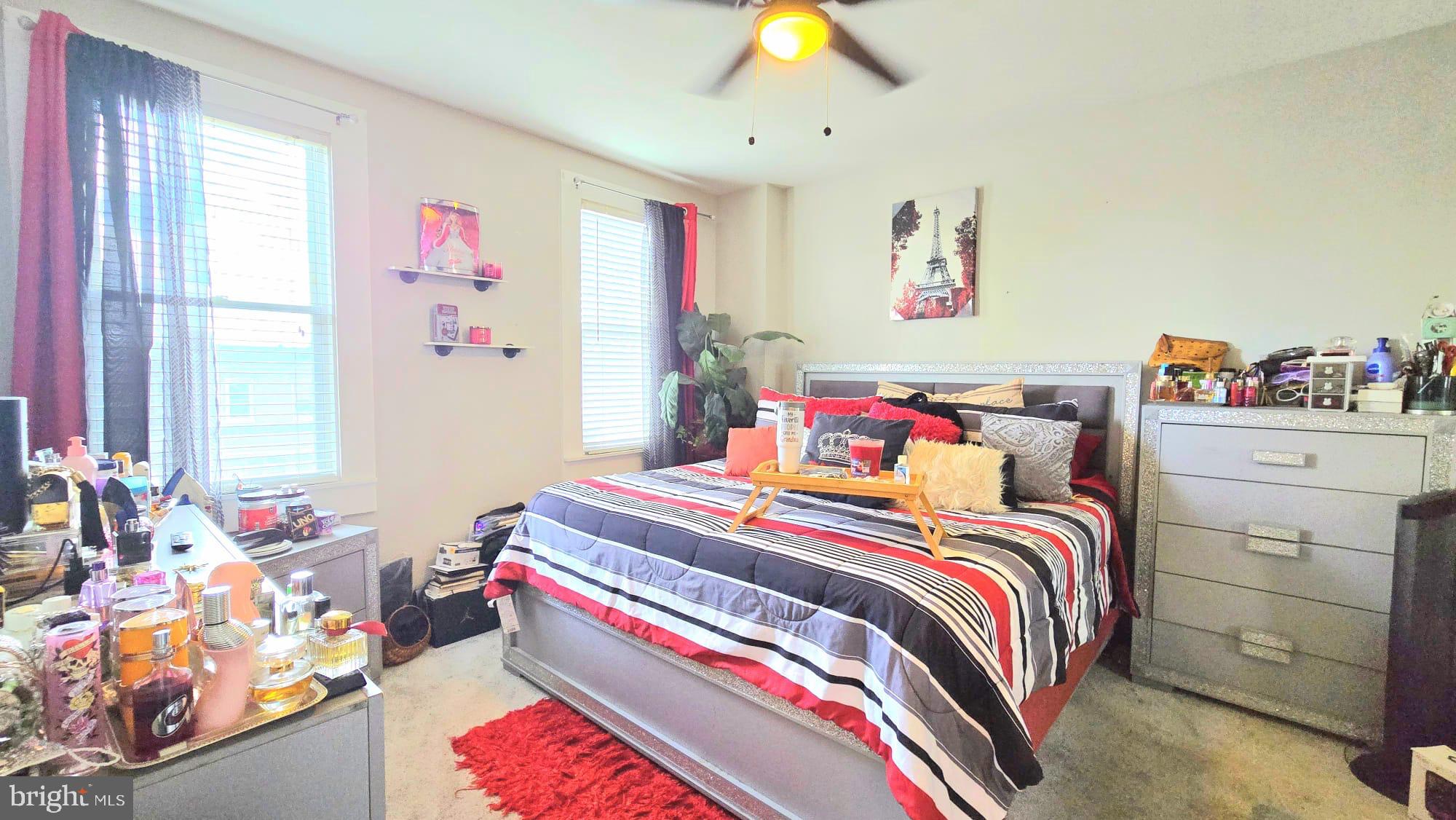 PEN LUCY - Residential