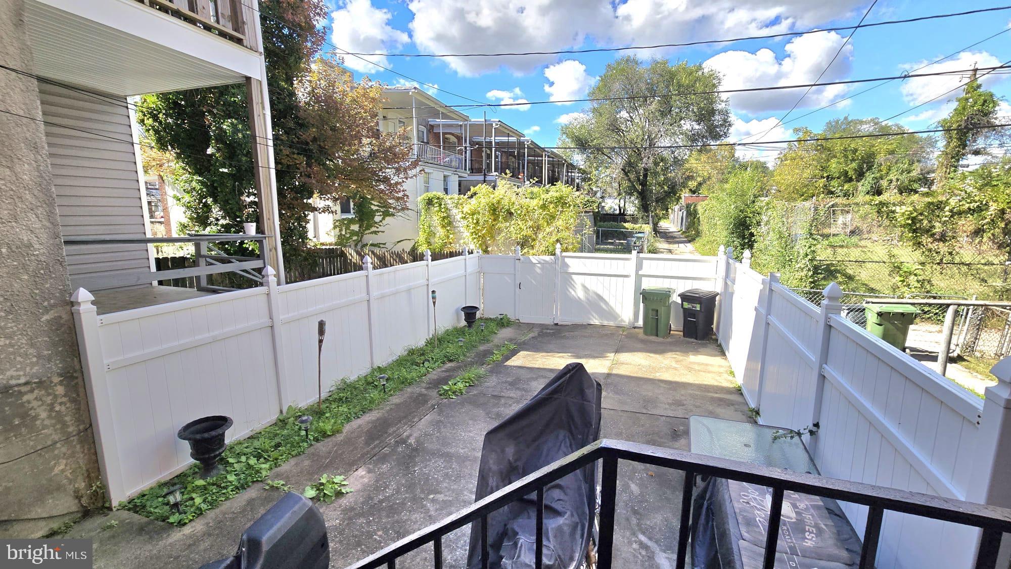 PEN LUCY - Residential